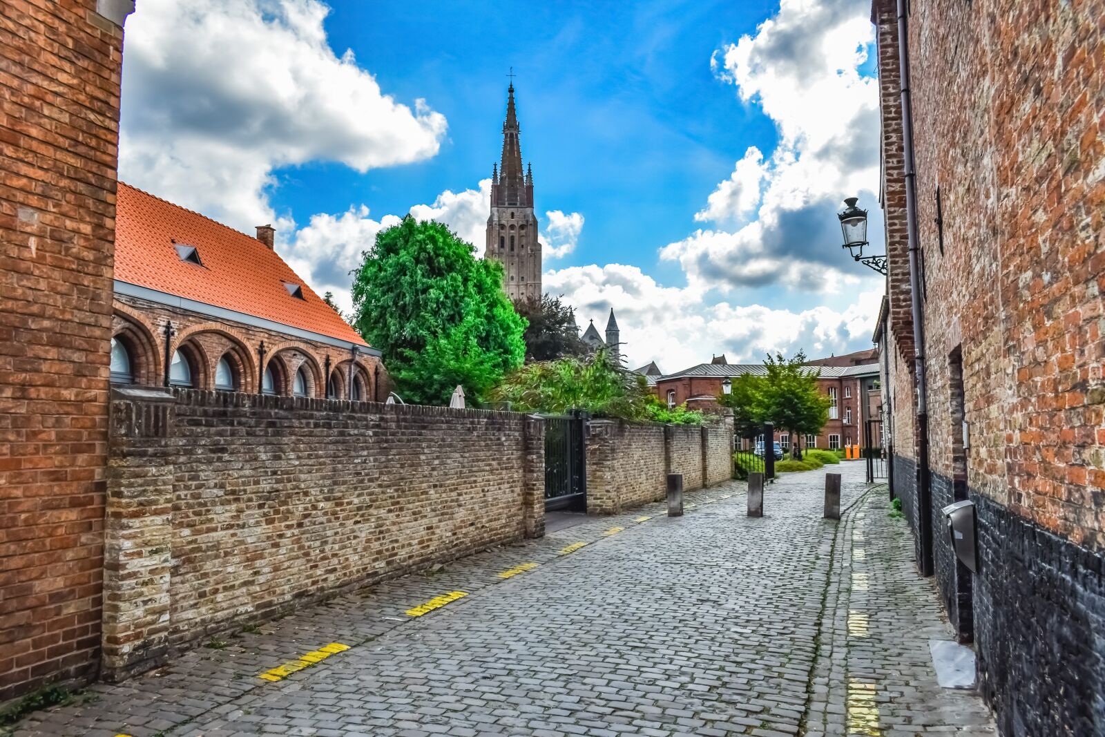 Nikon D3300 sample photo. Street, architecture, sky photography