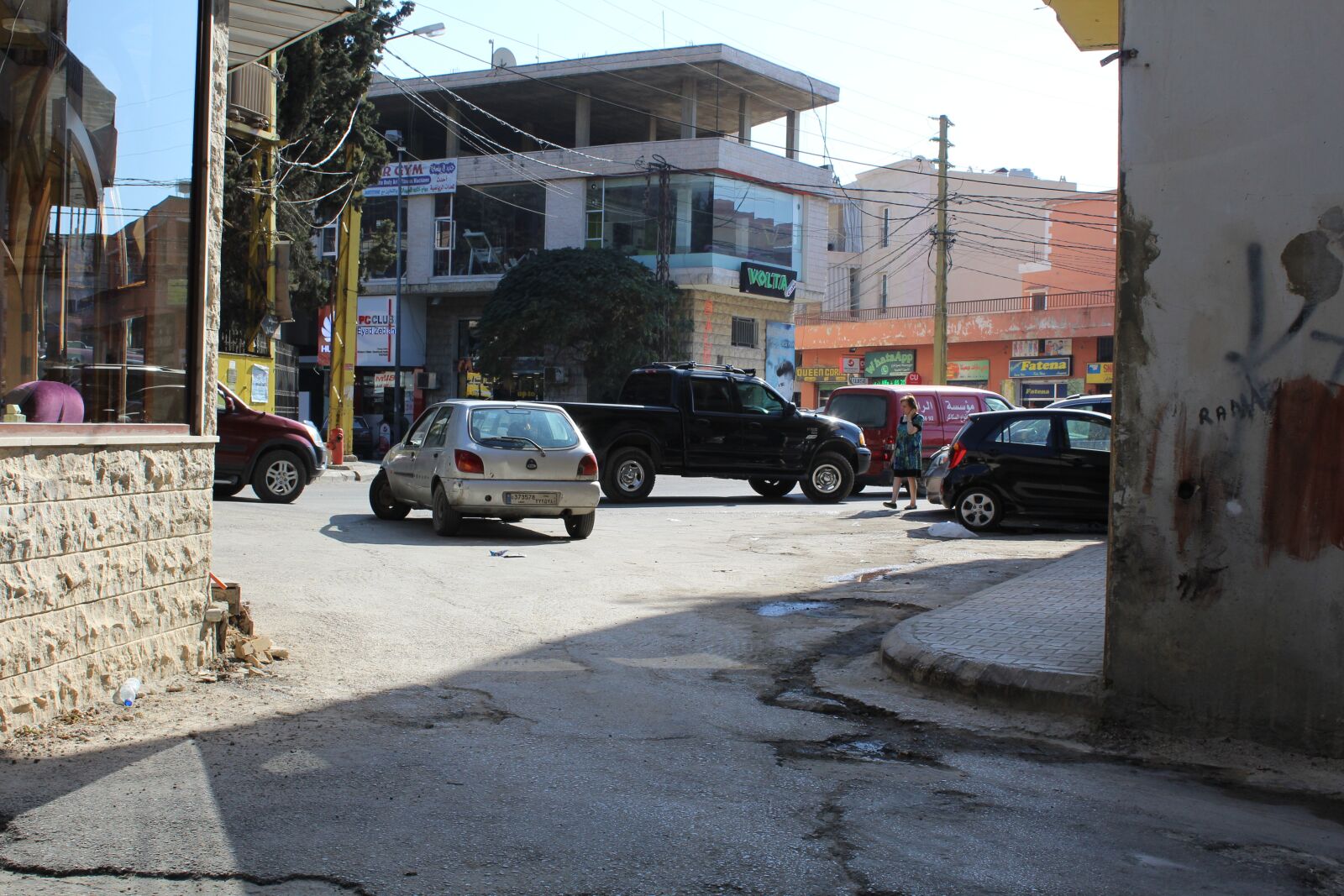 Canon EOS 1200D (EOS Rebel T5 / EOS Kiss X70 / EOS Hi) sample photo. Bakata el chouf, urban photography