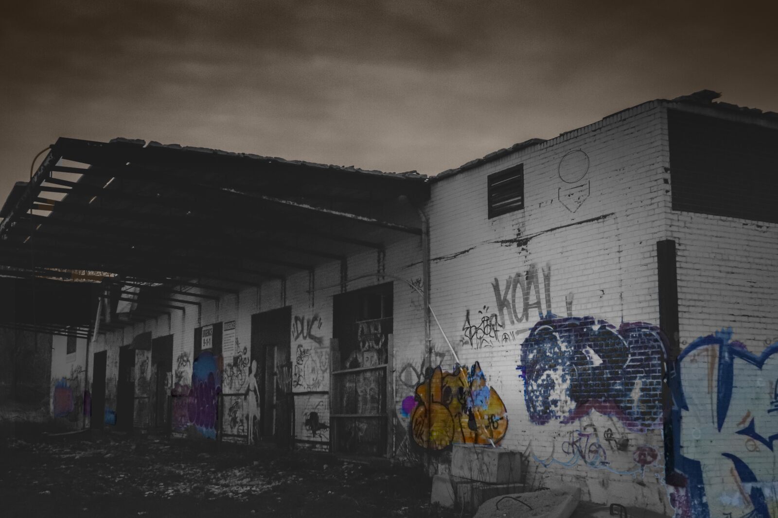 Canon EOS 77D (EOS 9000D / EOS 770D) sample photo. Urbex, streetart, graffiti photography