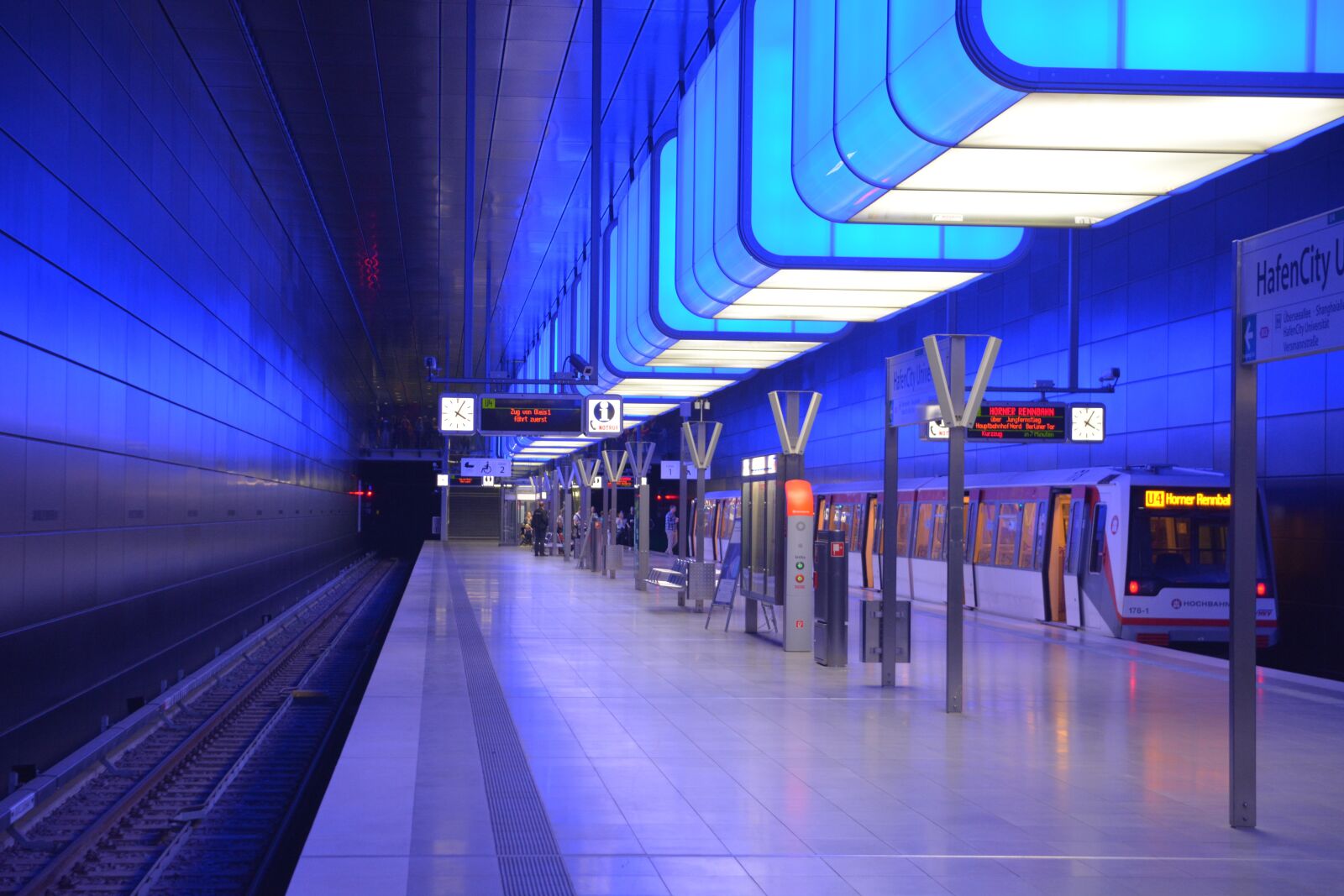 Nikon D7100 sample photo. Hamburg, harbour city, subway photography