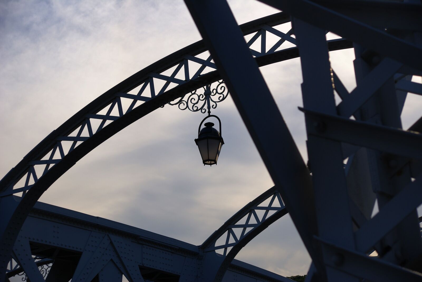 Sony Alpha DSLR-A300 sample photo. Bridge, the iron bridge photography