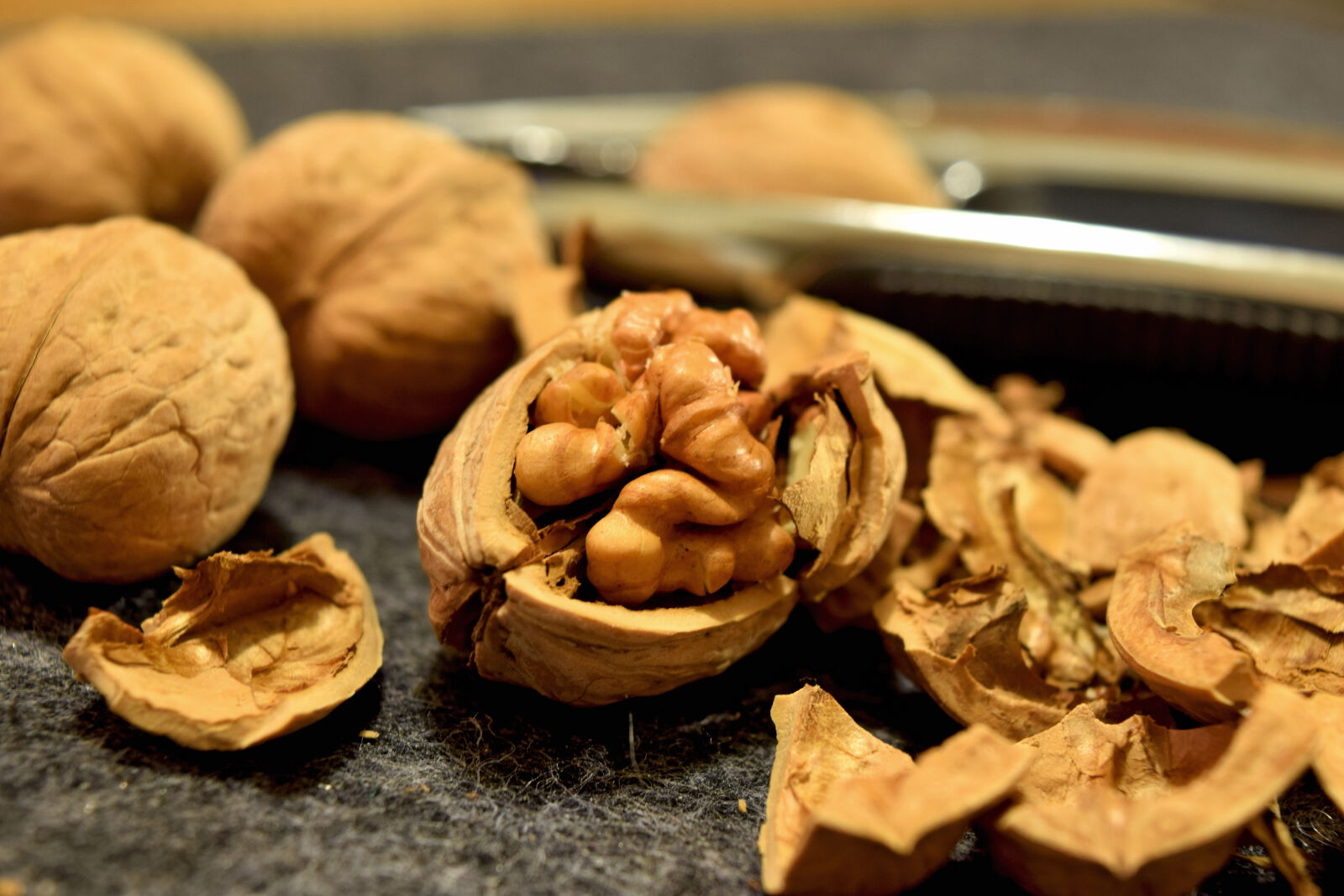 Nikon D3300 sample photo. Walnuts photography