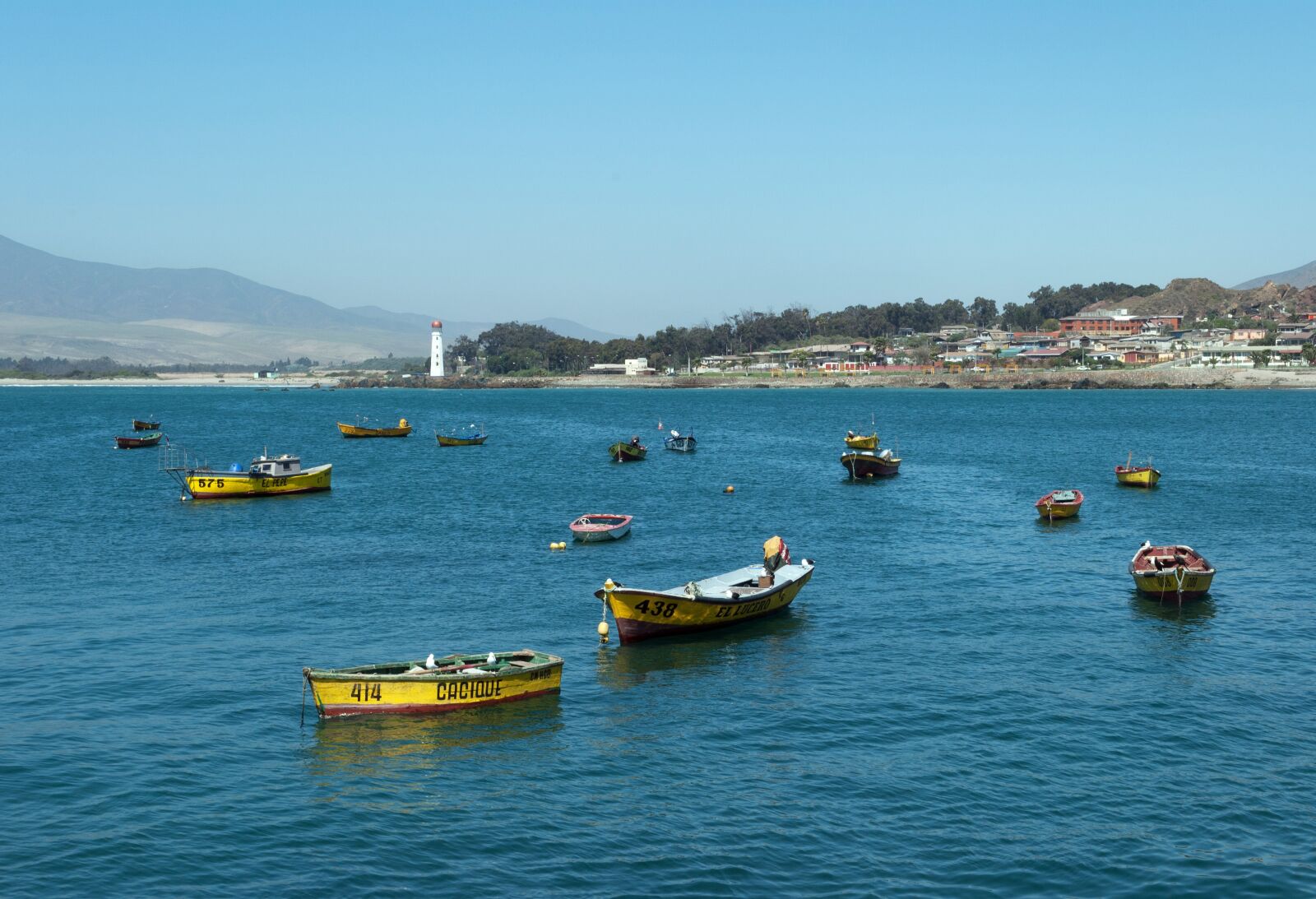 Nikon D3000 sample photo. Costa, boats, chile photography