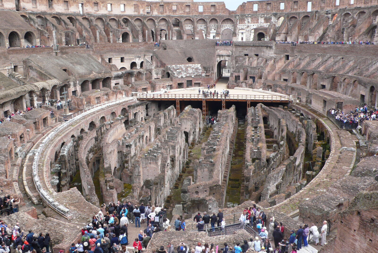 Panasonic DMC-LX2 sample photo. Europe, history, italy, monument photography