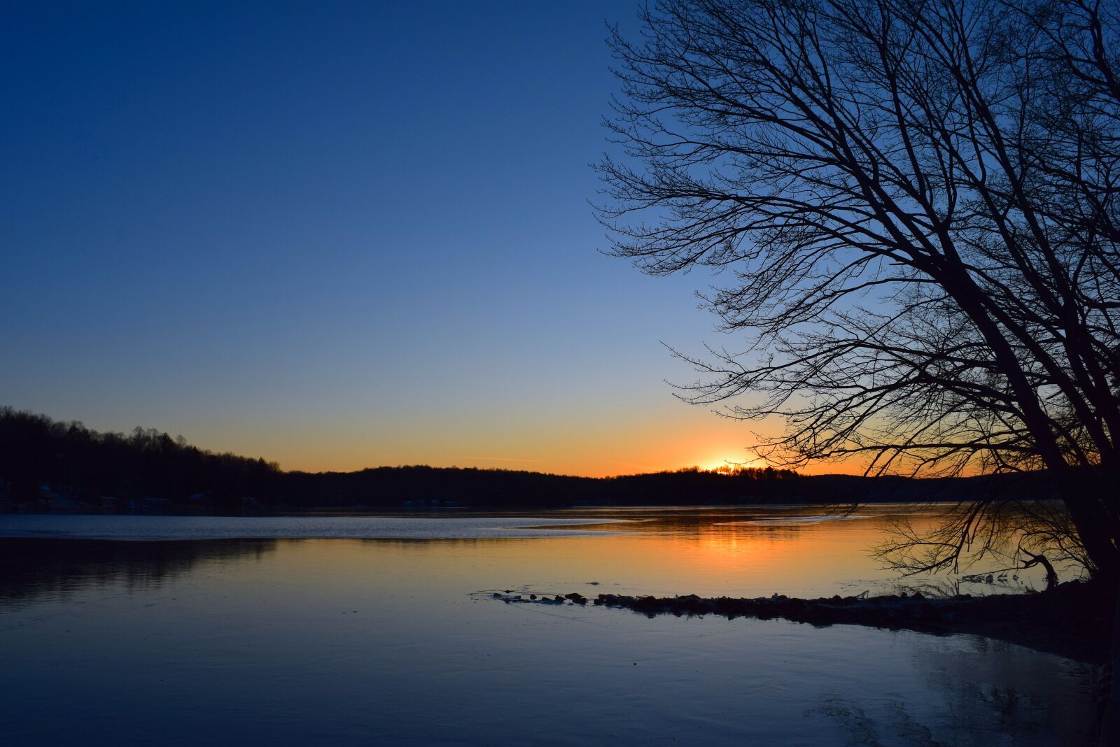 Nikon D3300 sample photo. Lake, sunset, frozen photography