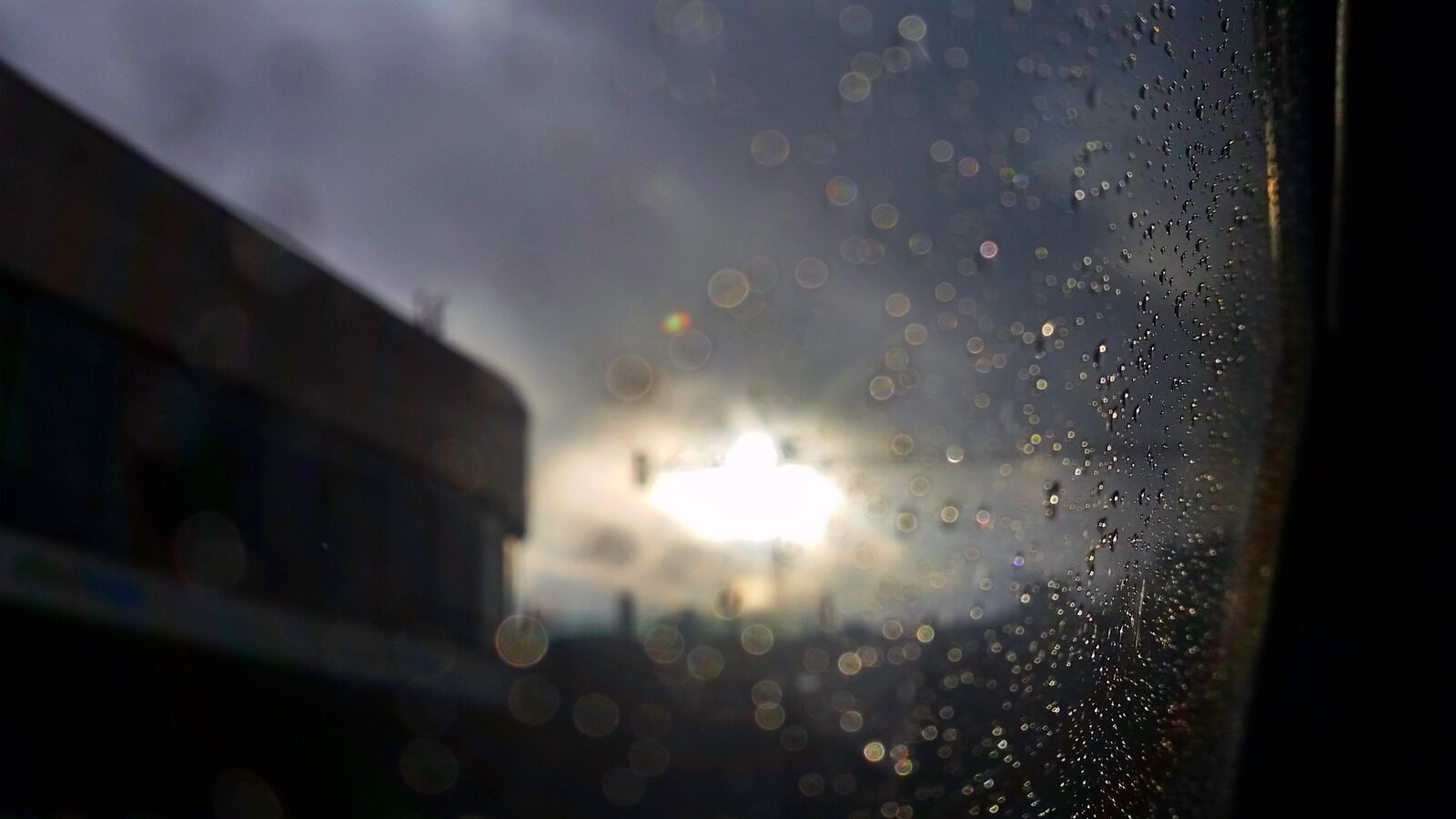 Samsung Galaxy S5 sample photo. Clouds, rain, sun photography