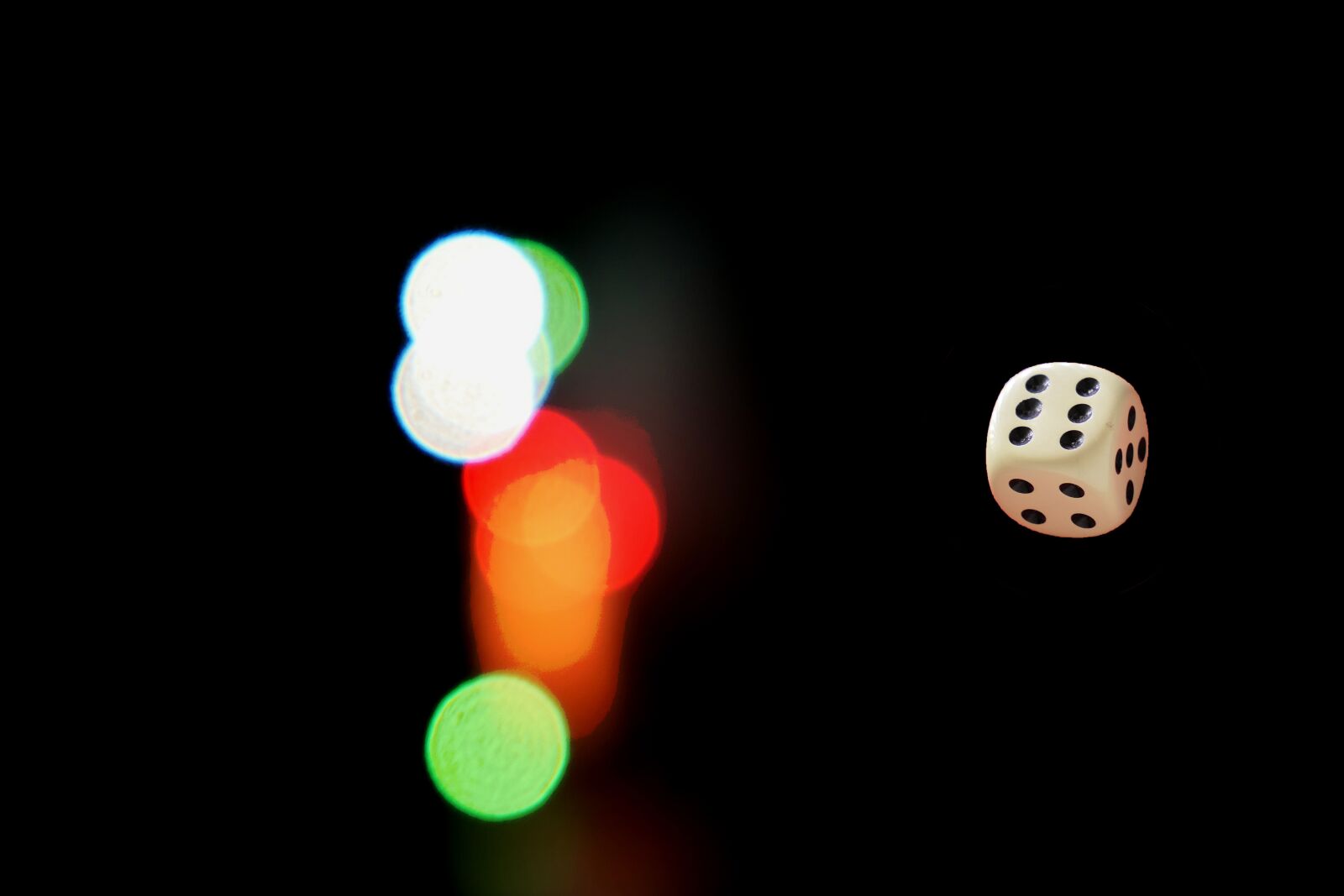 Panasonic Lumix DMC-LX10 (Lumix DMC-LX15) sample photo. Cube, craps, luck photography