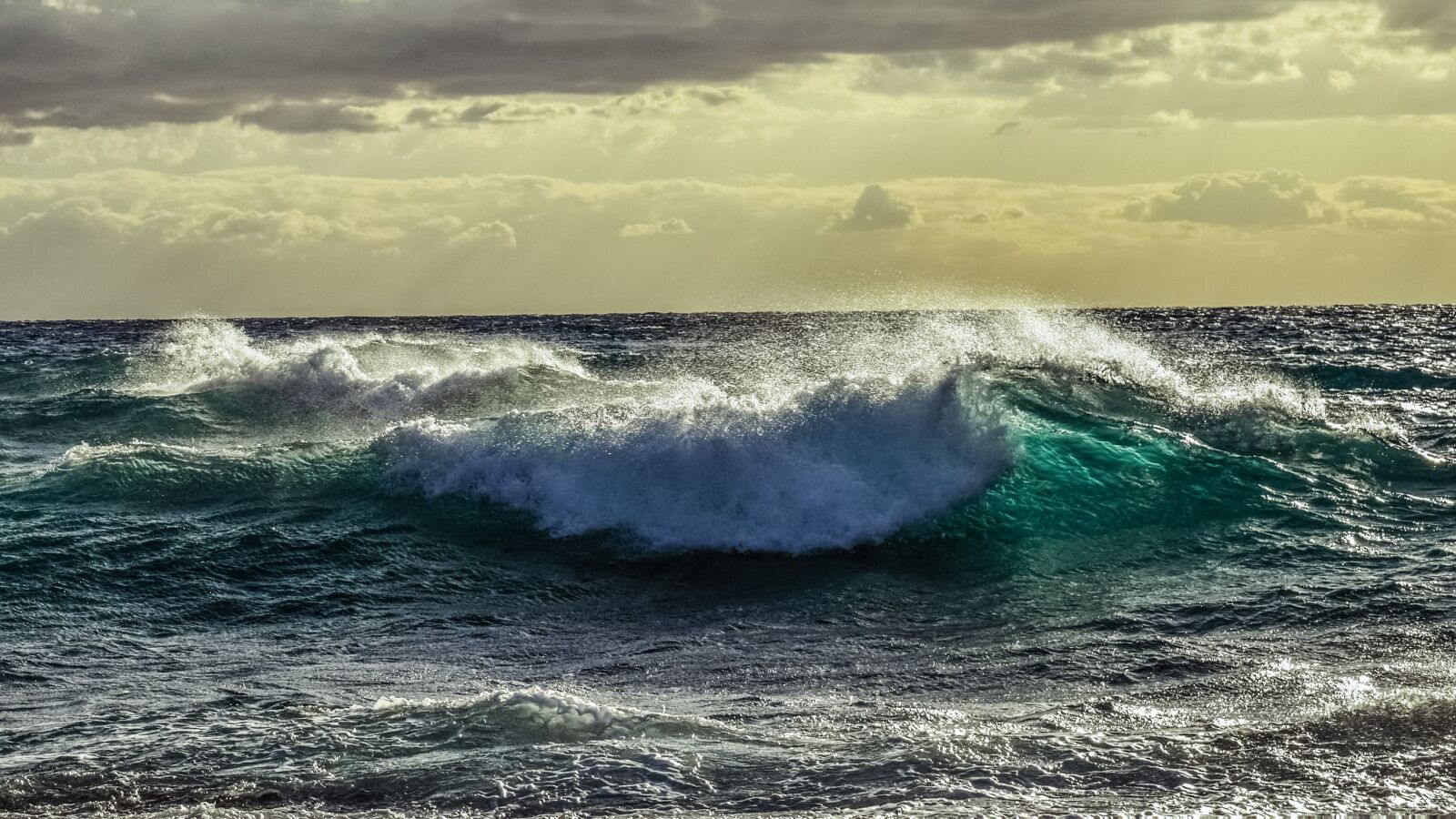 Nikon D3300 sample photo. Wave, spectacular, smashing photography