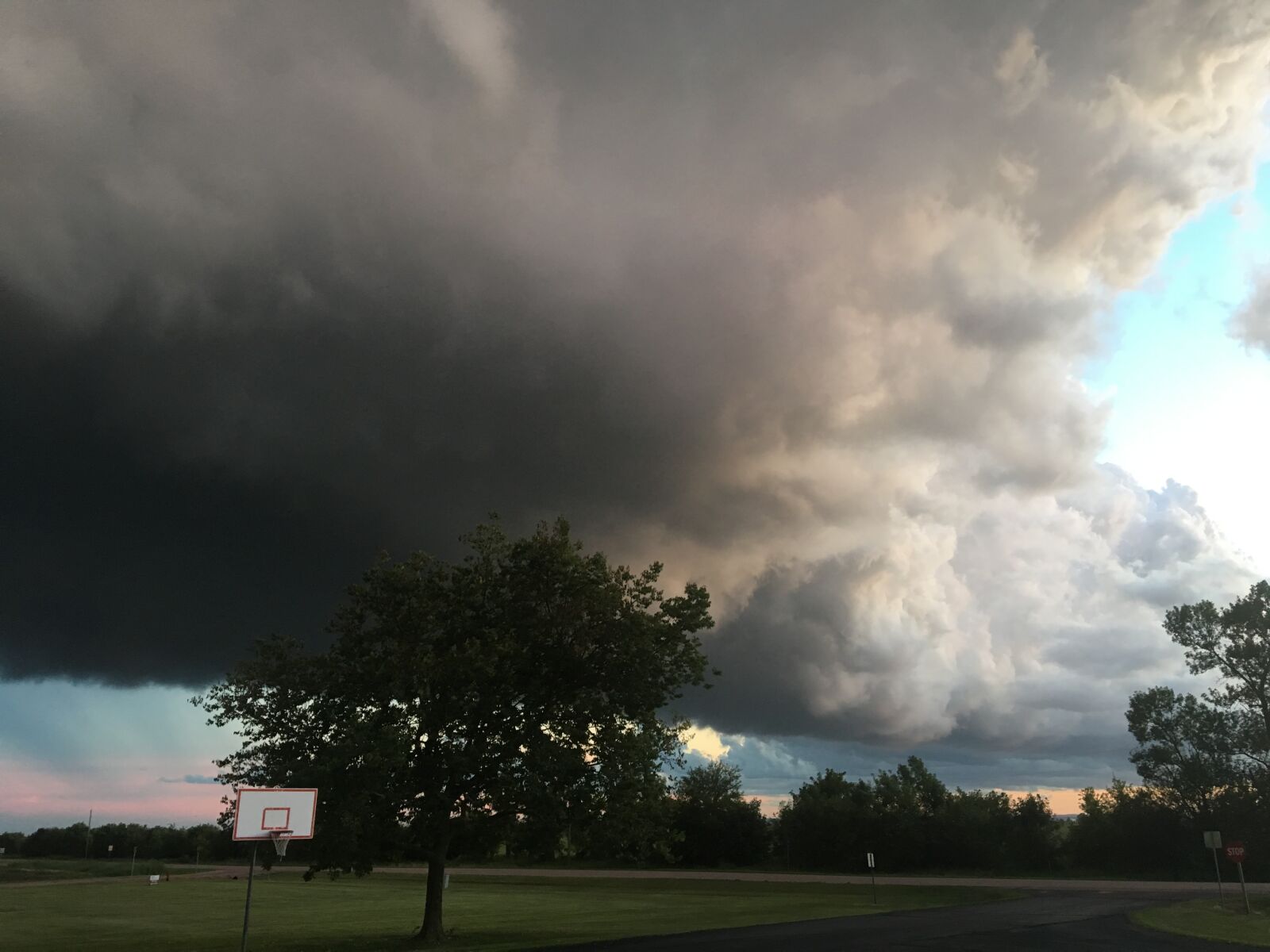 Apple iPhone 6s sample photo. Sky, clouds, nature photography