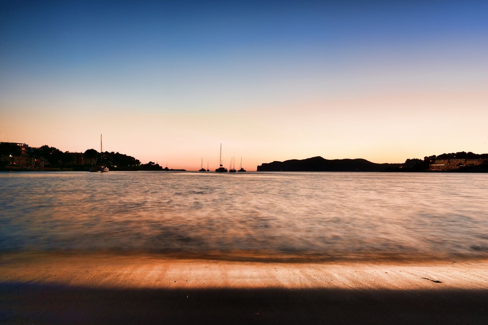 Nikon D750 sample photo. Mallorca, night, beach photography