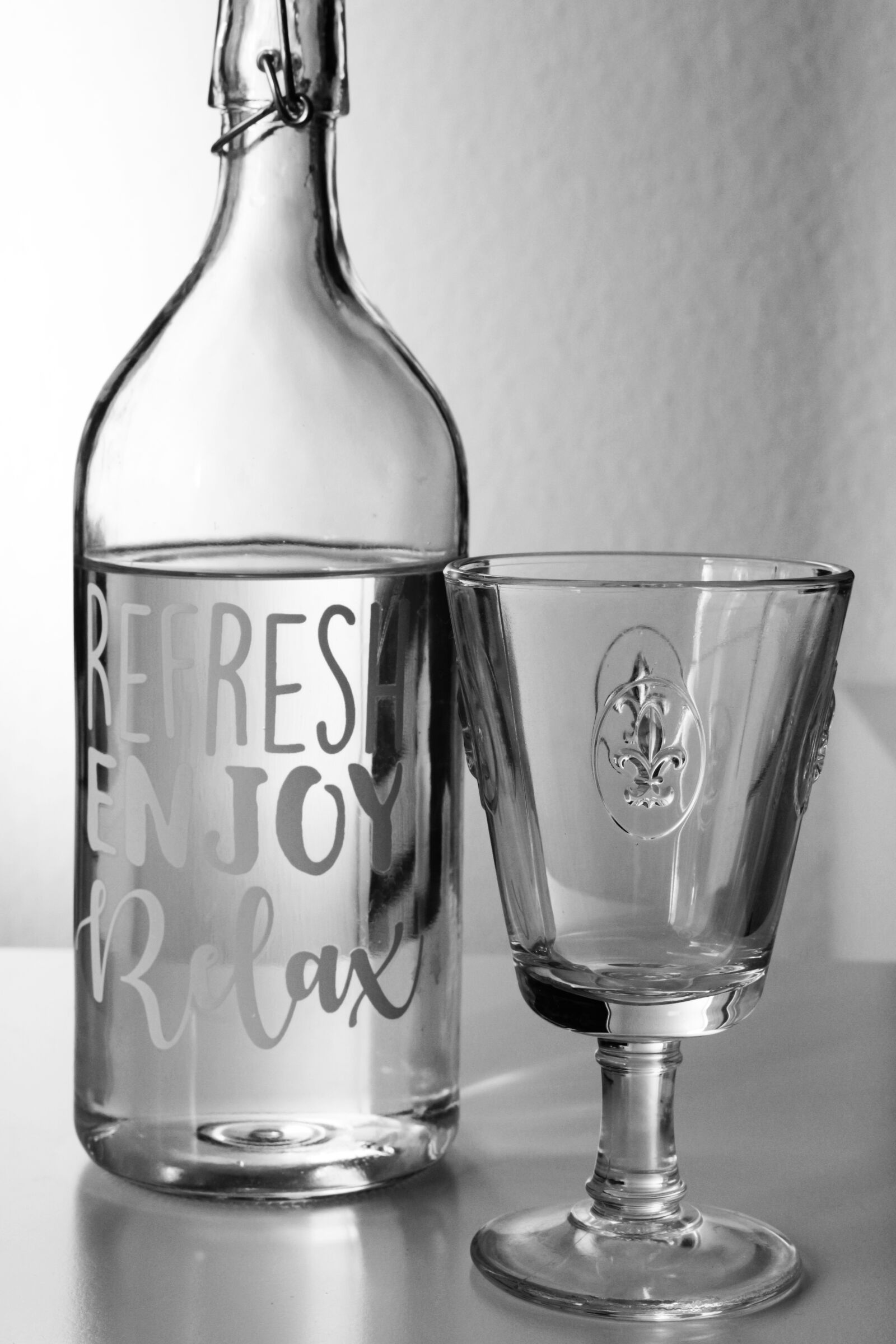 Canon EOS 700D (EOS Rebel T5i / EOS Kiss X7i) sample photo. Bottle, water, water bottle photography