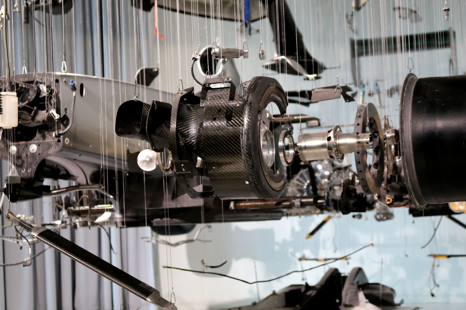Canon EOS 70D sample photo. Engine, exploded photography