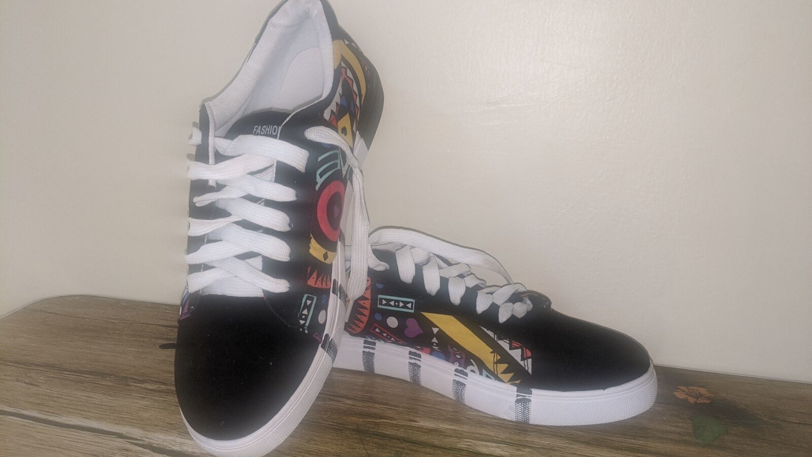 Google Pixel 2 XL sample photo. Shoes, fashion, design photography