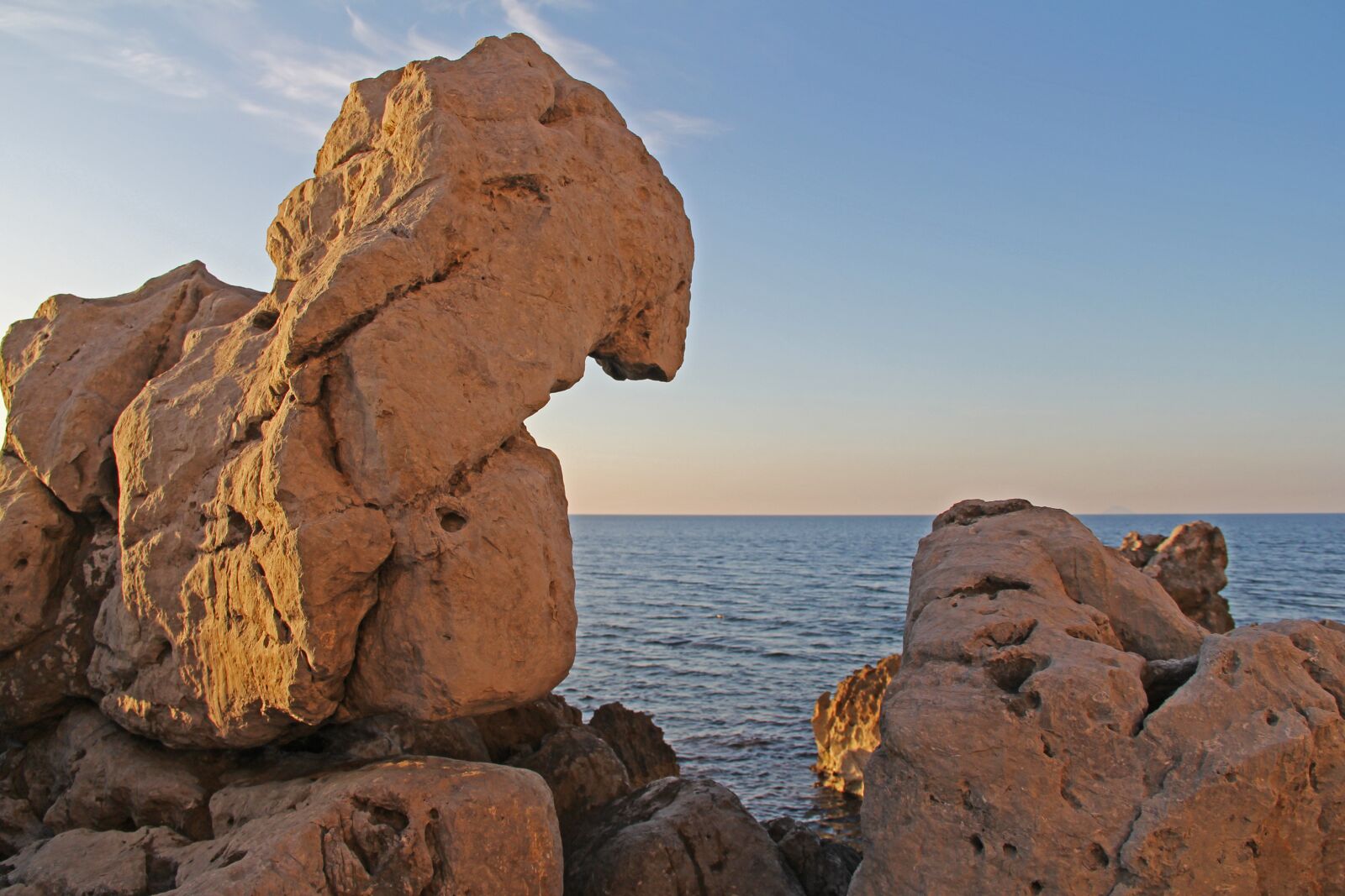 Canon EOS 60D sample photo. Rocks, sea, cliffs photography