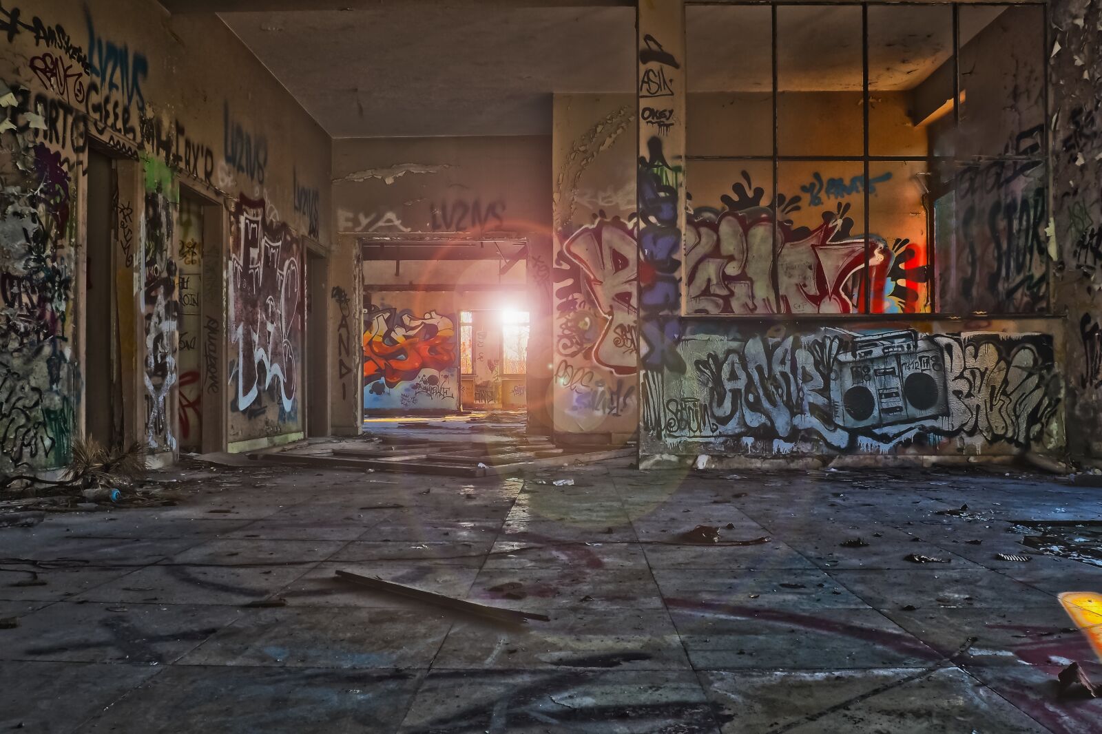 Olympus OM-D E-M10 sample photo. Architecture, lost places, abandoned photography