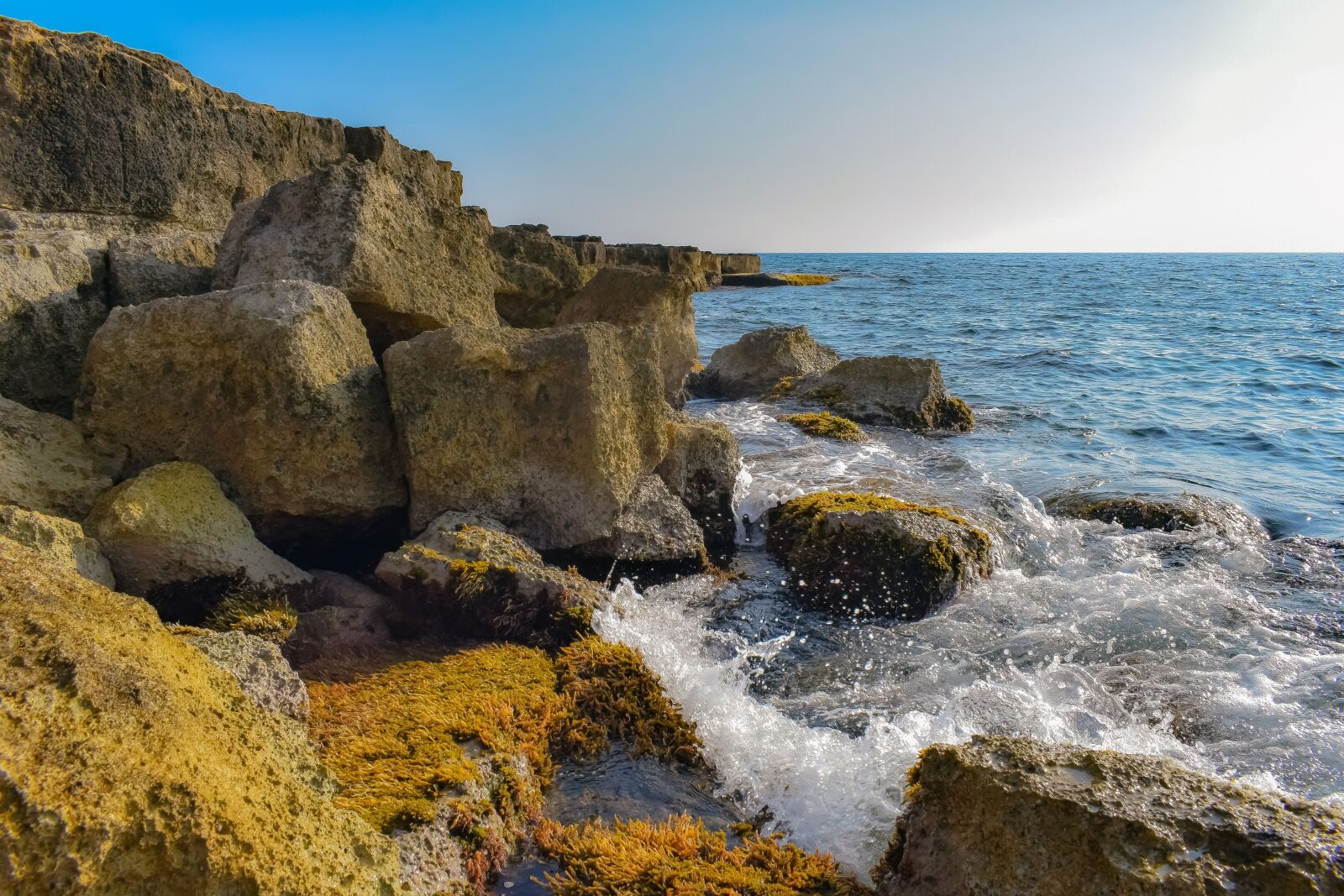 Nikon D3300 sample photo. Rocky coast, sea, waves photography