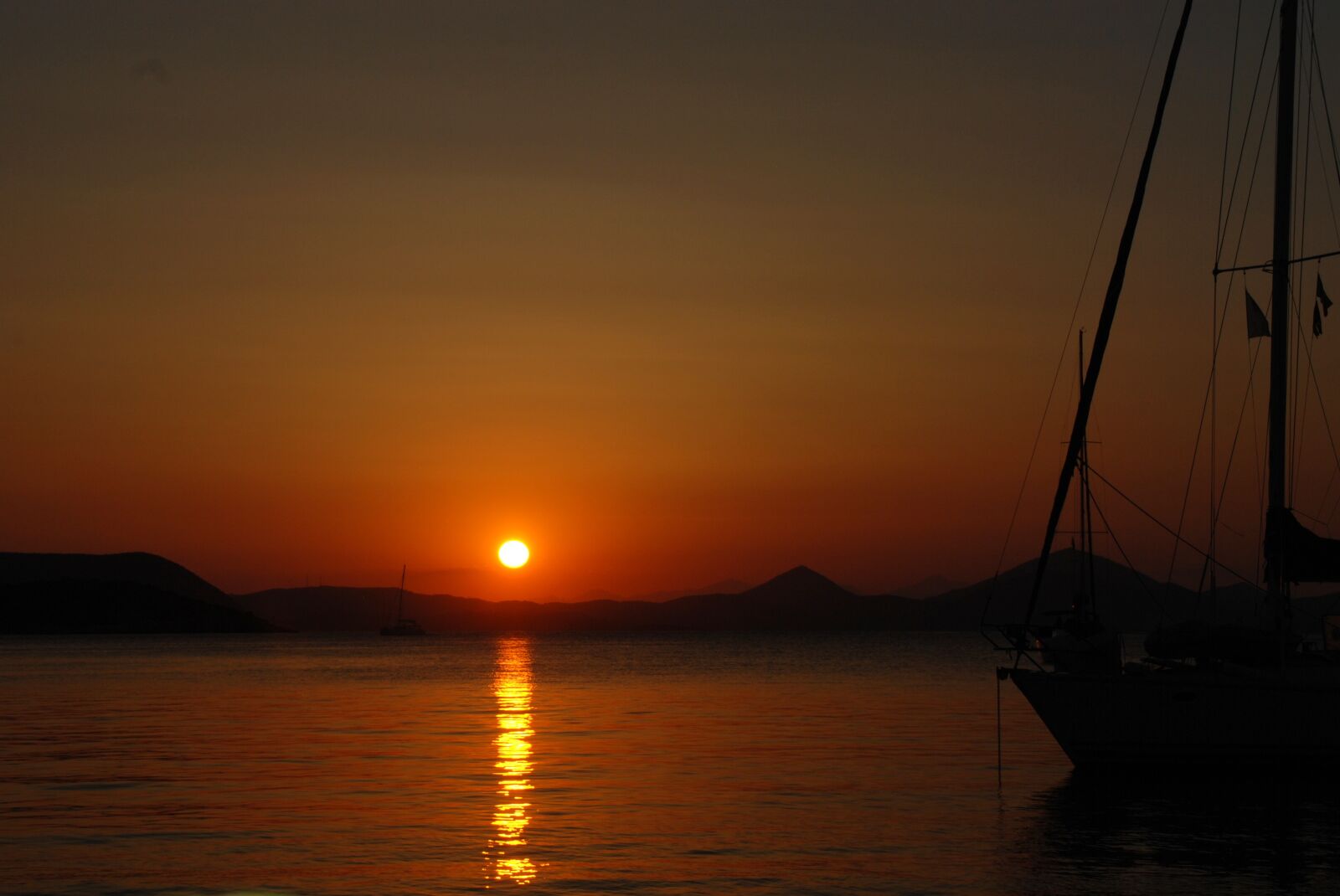 Nikon D80 sample photo. Sailboat, browse, holiday photography