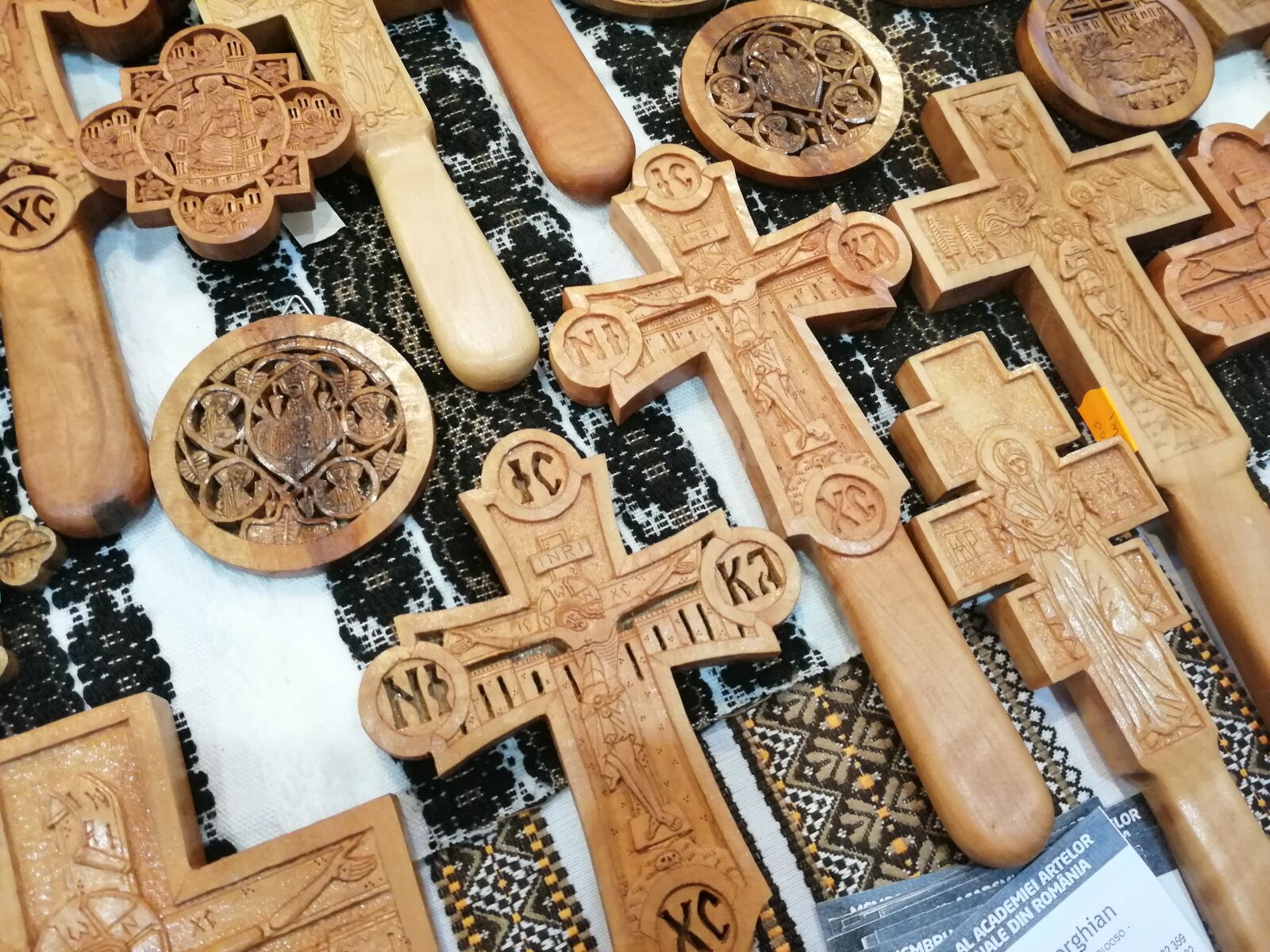 HUAWEI SNE-LX1 sample photo. Cross, wood, crafts photography