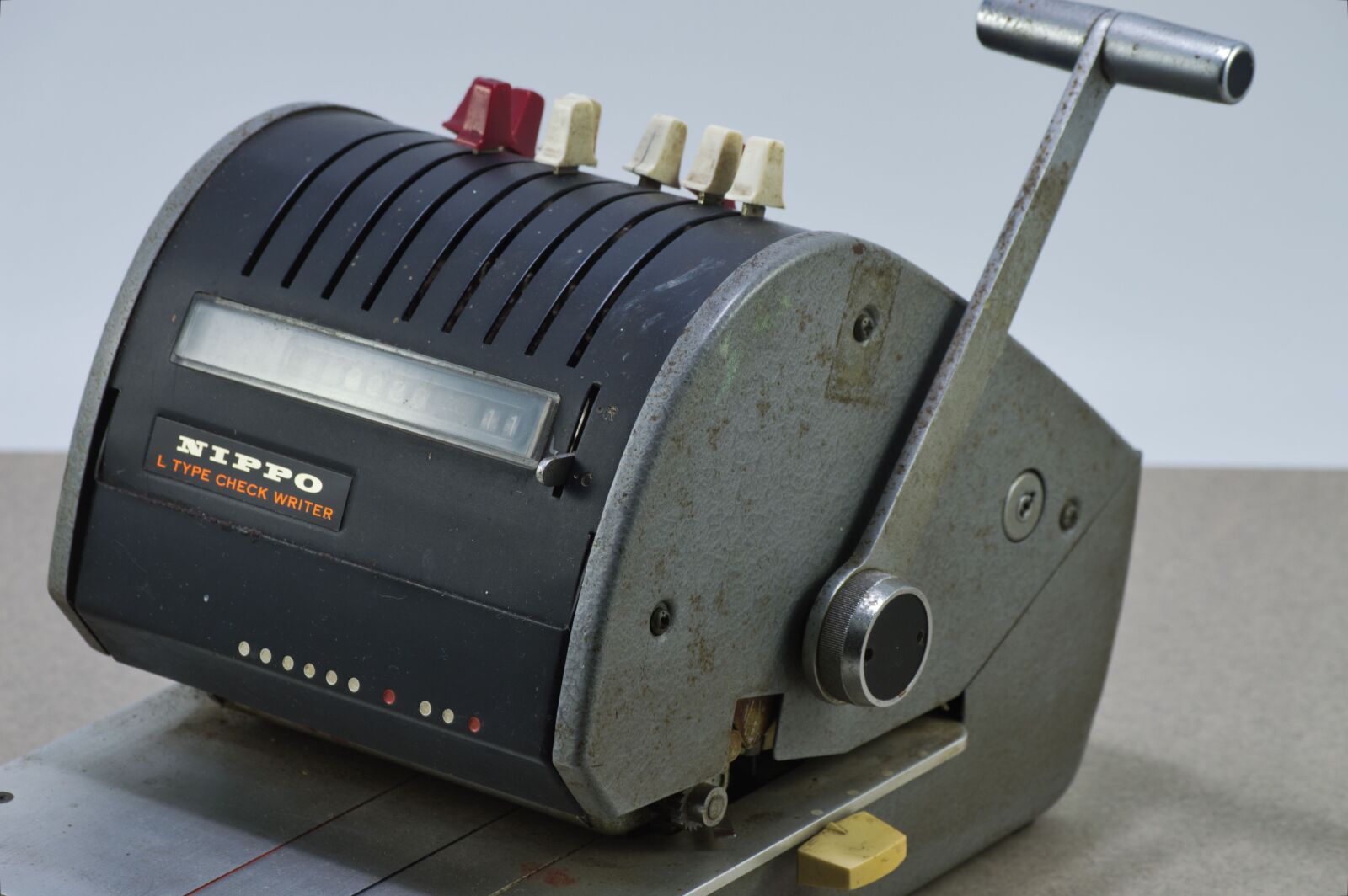 Nikon D3200 sample photo. Check, vintage, old photography