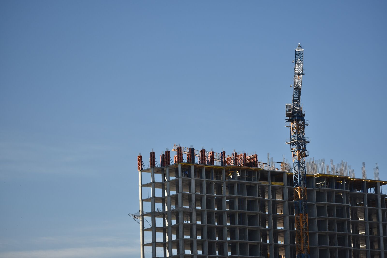 Nikon D3400 sample photo. Construction, house, crane photography