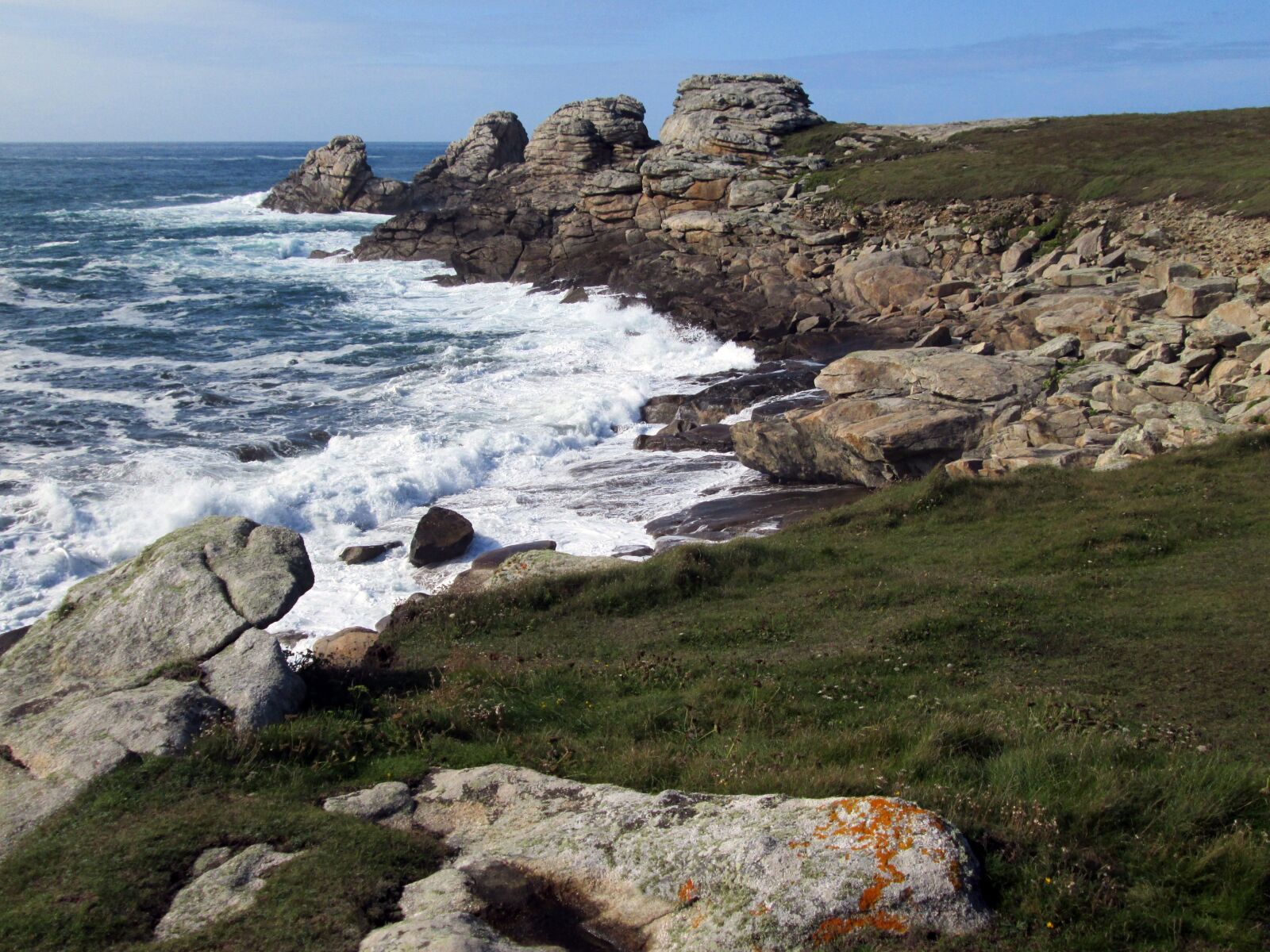 Canon PowerShot A2500 sample photo. Sea, side, wild coast photography