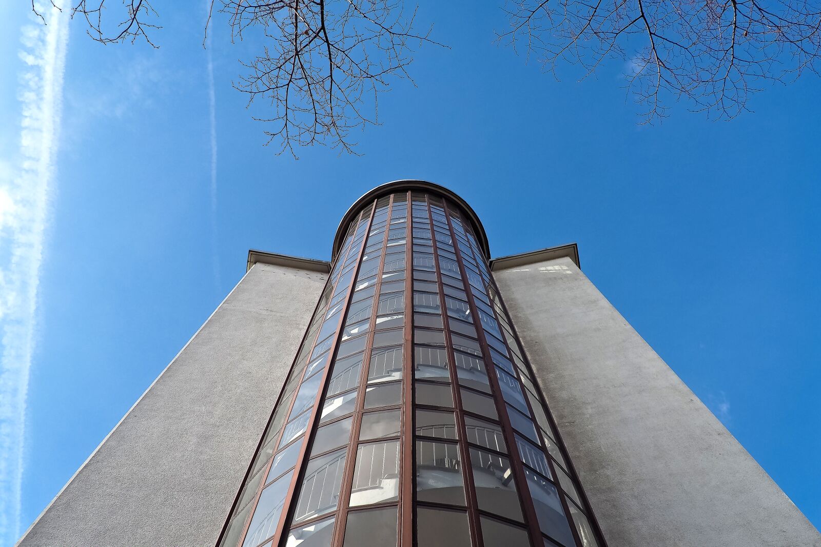 Olympus OM-D E-M10 sample photo. Architecture, building, house photography