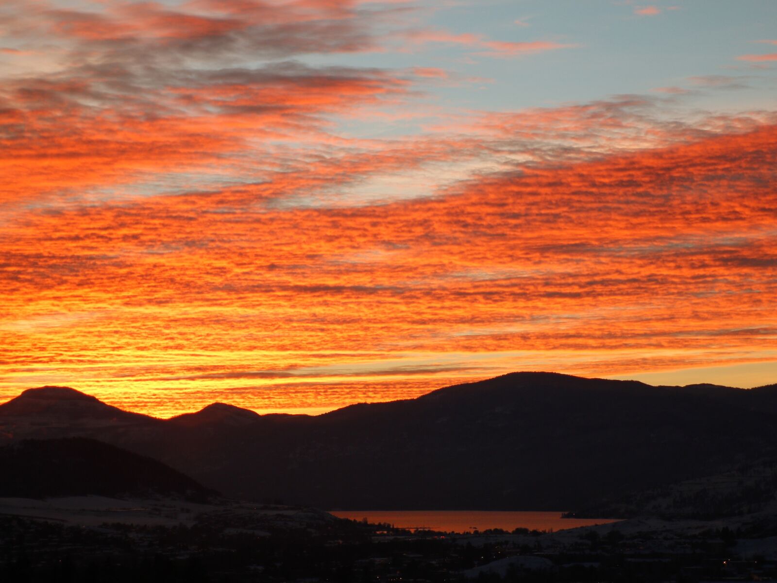 Canon EOS 70D sample photo. Sunset, lake, mountains photography