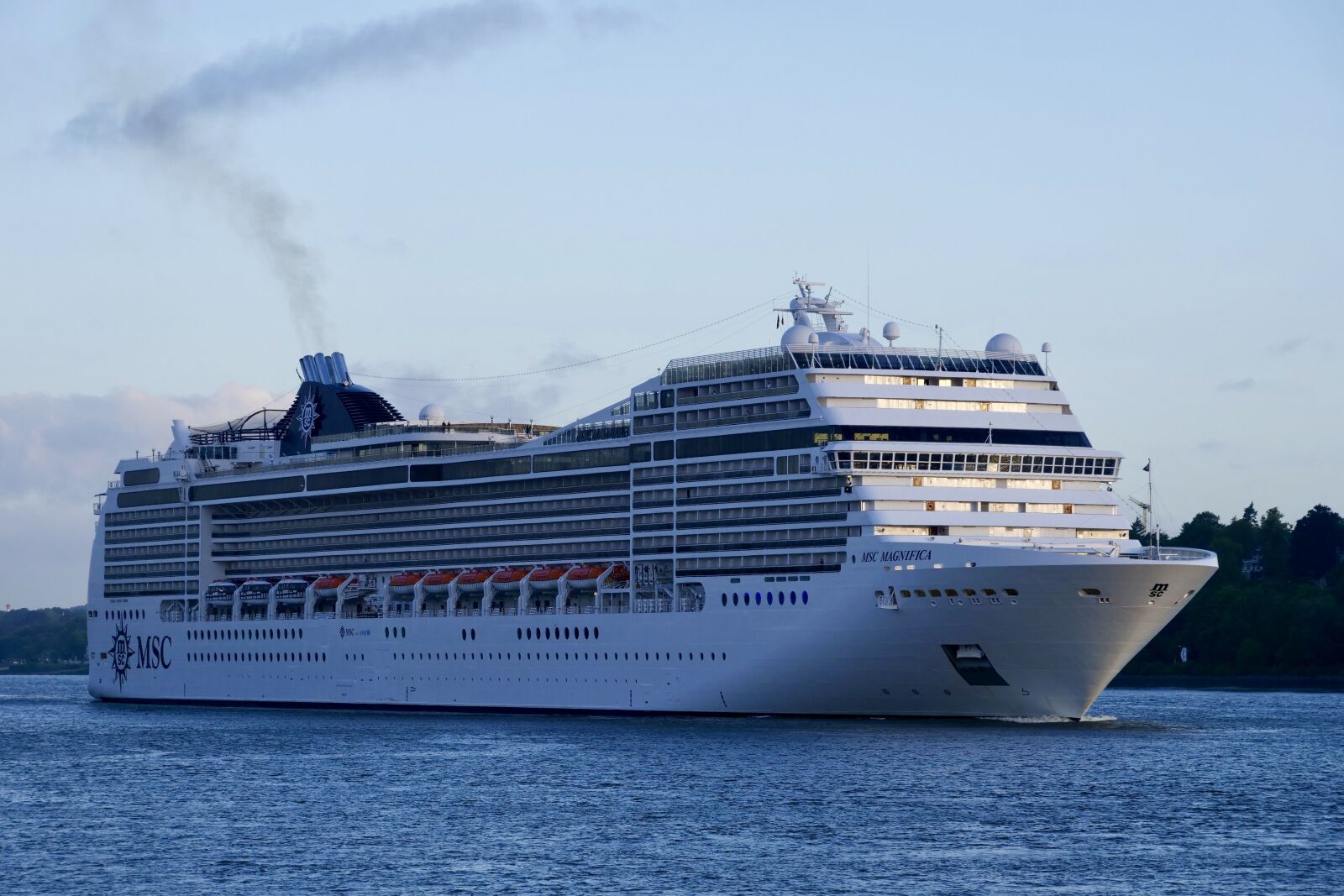 Panasonic Lumix DC-G9 sample photo. Cruises, shipping, msc magnifica photography