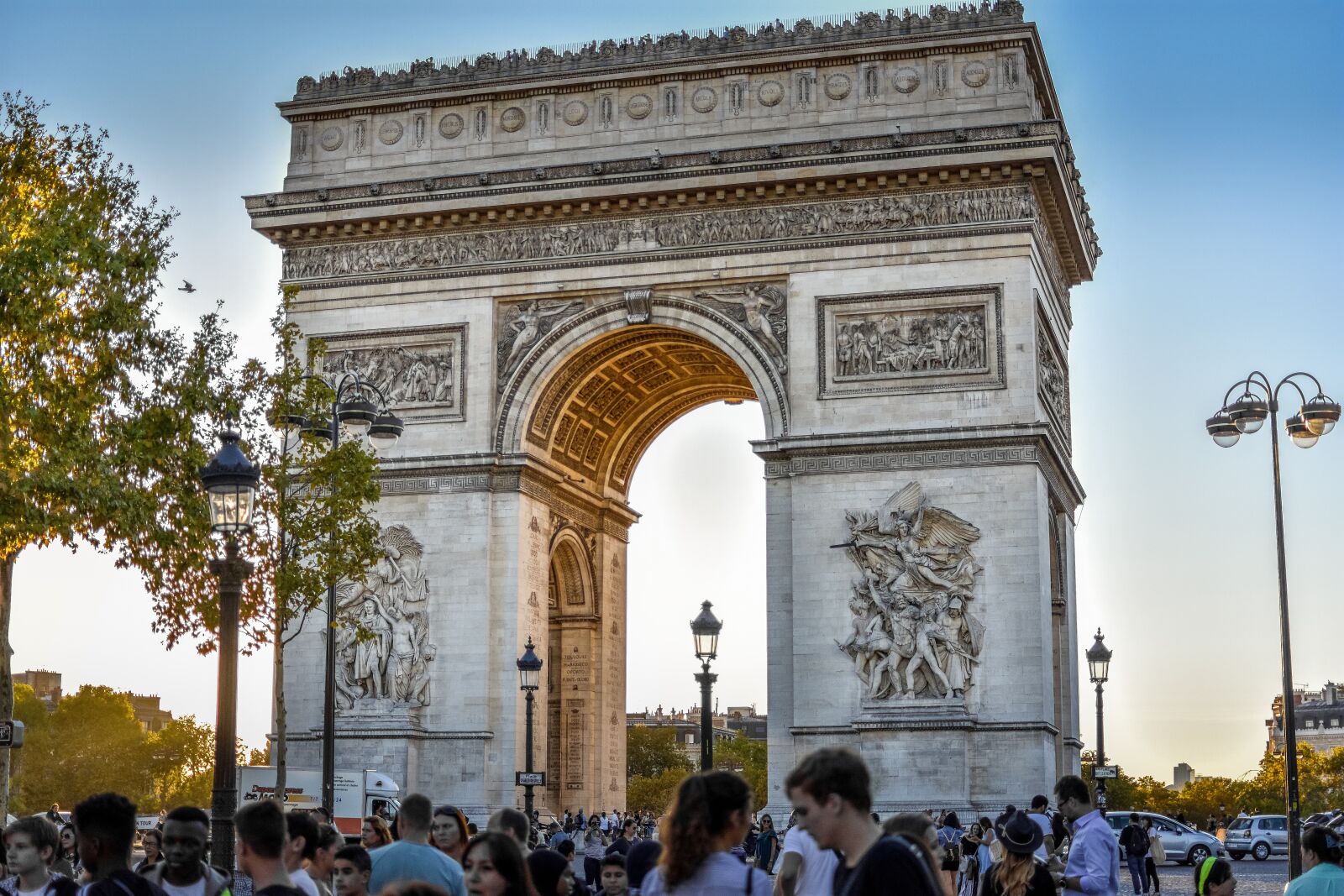 Nikon D3400 sample photo. Paris, arc, france photography