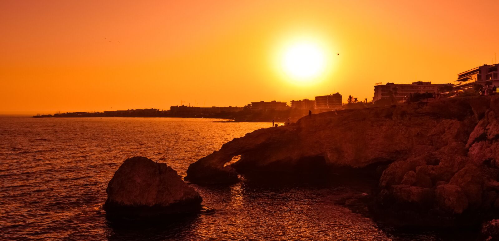 Nikon D3300 sample photo. Sun, sunset, rocky coast photography