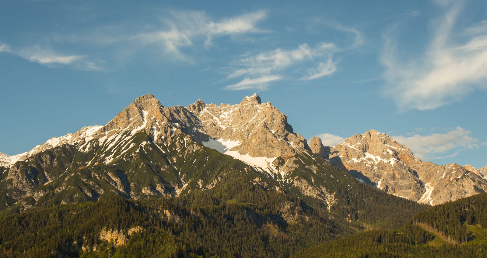 Canon EOS 700D (EOS Rebel T5i / EOS Kiss X7i) sample photo. Alps, sky, mountains photography