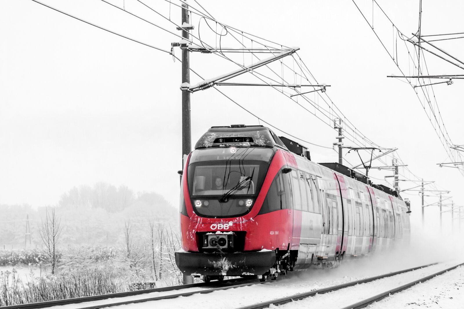 Canon EOS 5D Mark IV sample photo. Train, winter, snow photography