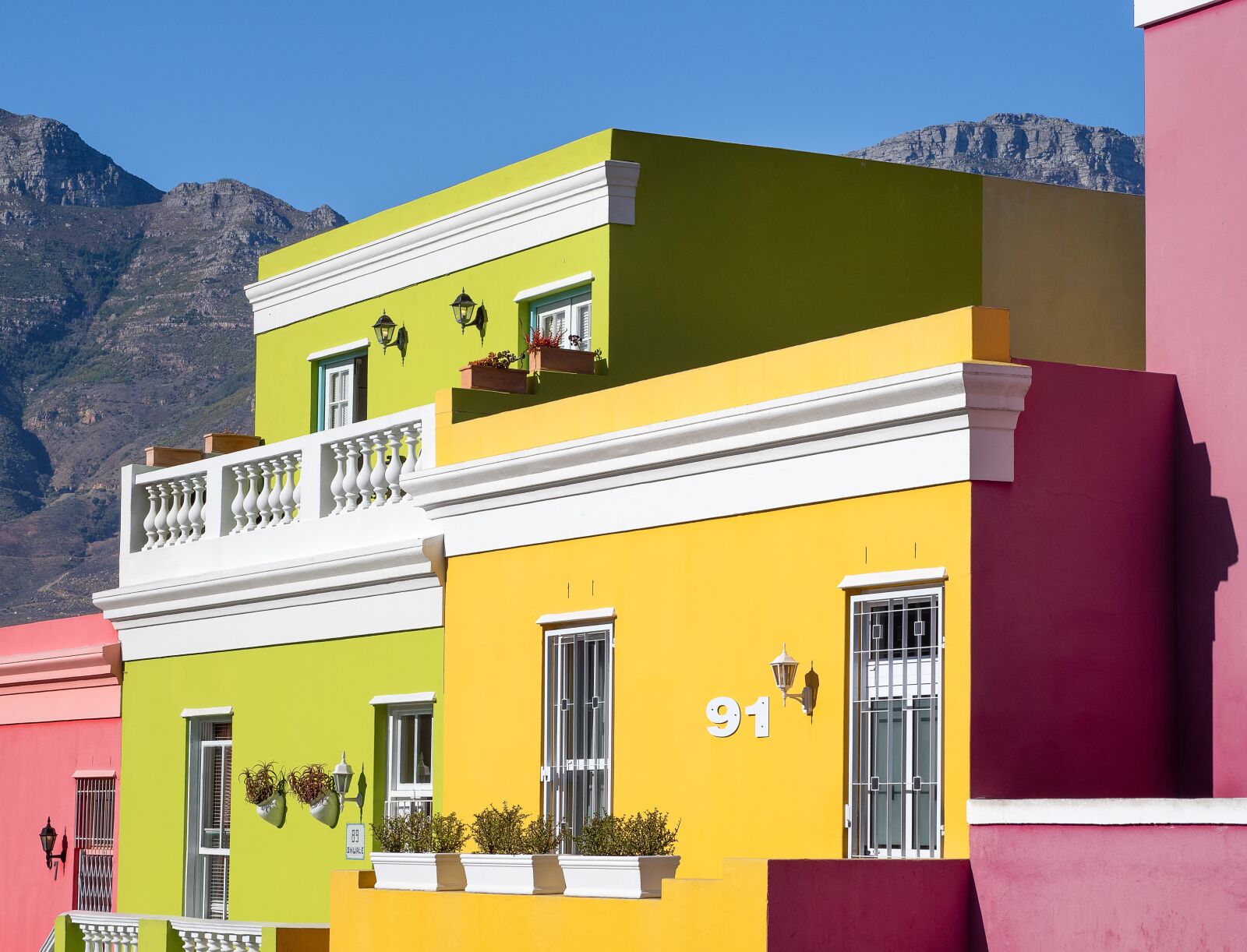 Olympus M.Zuiko Digital ED 12-100mm F4.0 IS Pro sample photo. Bo-kaap homes, bokaap, cape photography