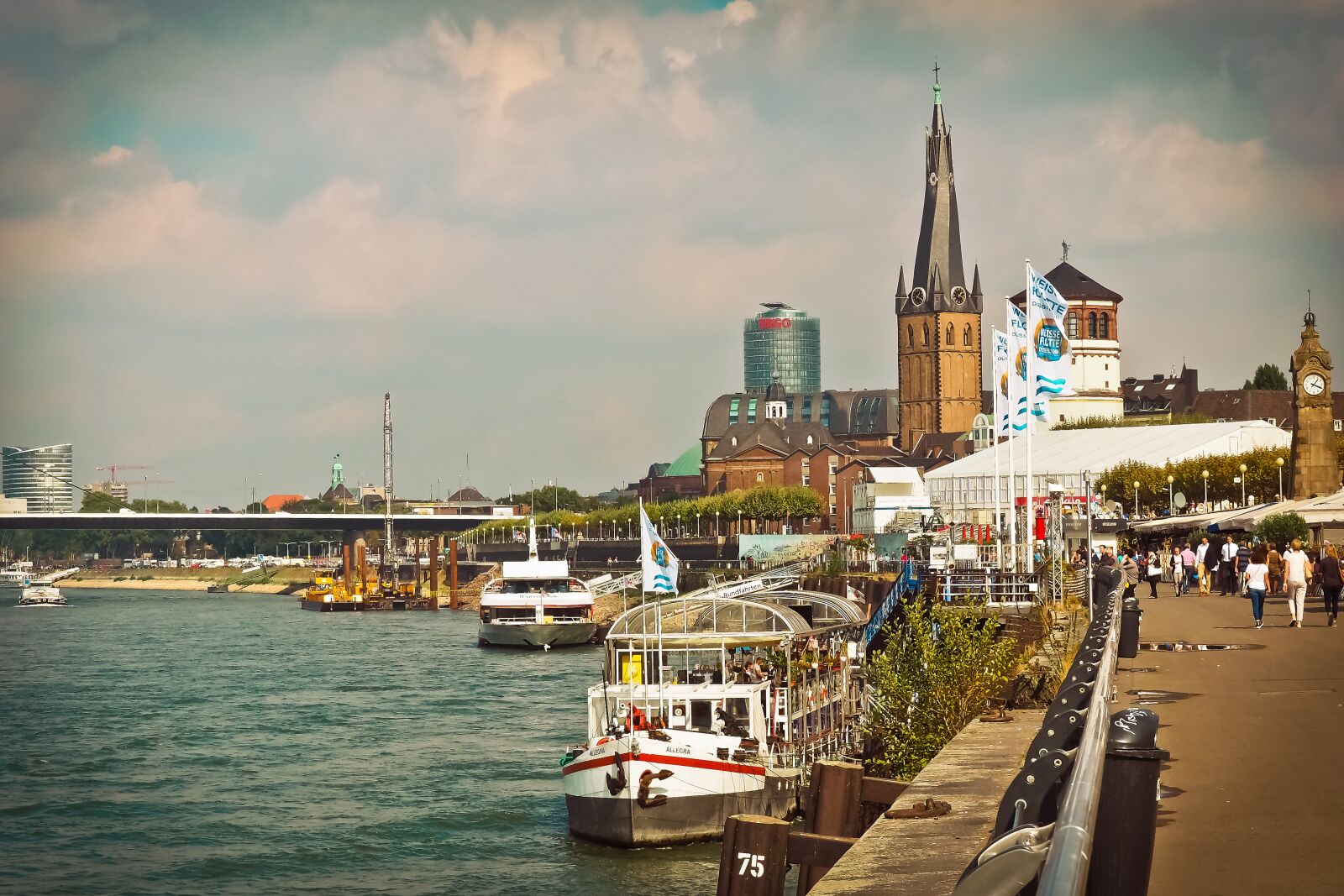 Olympus OM-D E-M10 sample photo. D sseldorf, rhine, historic photography