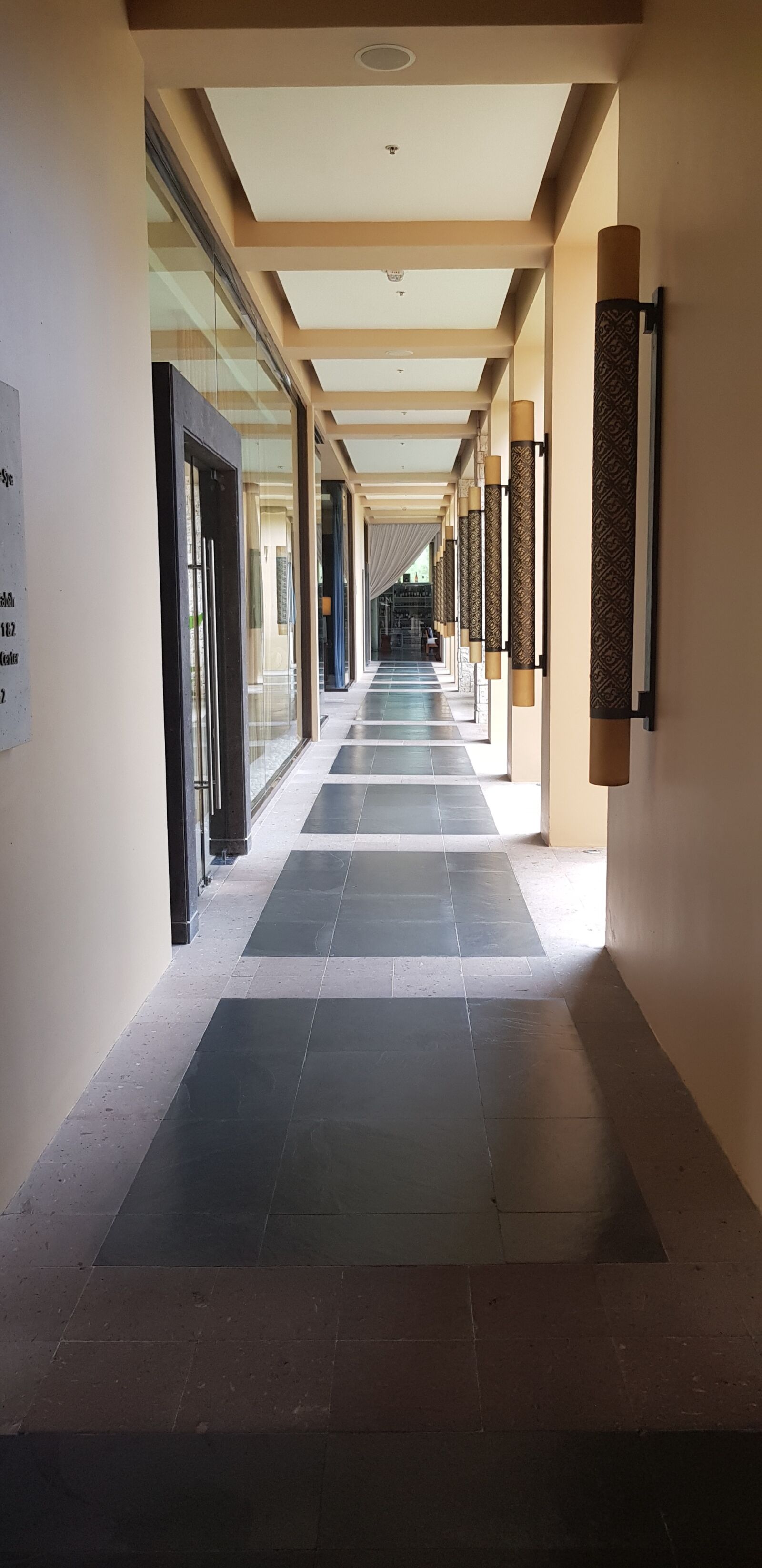 Samsung Galaxy S8 sample photo. Background, of, hotel photography