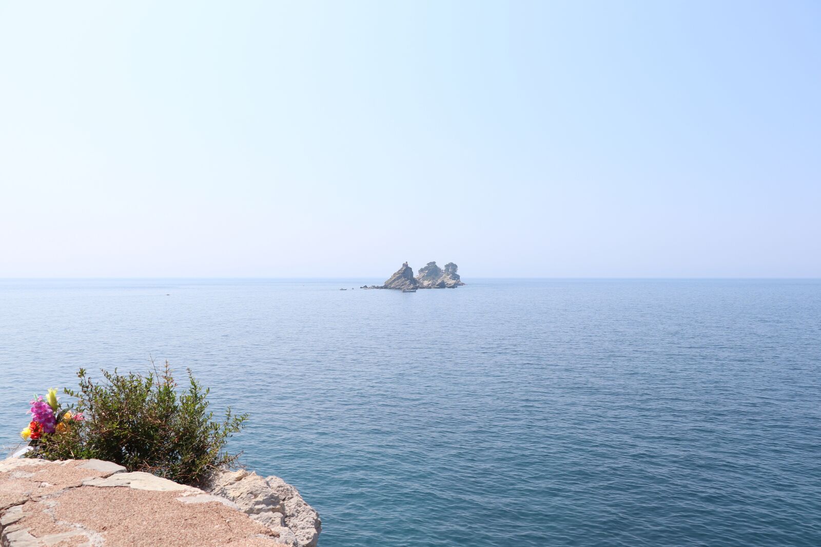 Canon EOS 77D (EOS 9000D / EOS 770D) + Canon EF-S 18-135mm F3.5-5.6 IS USM sample photo. Petrovac, montenegro, sea photography