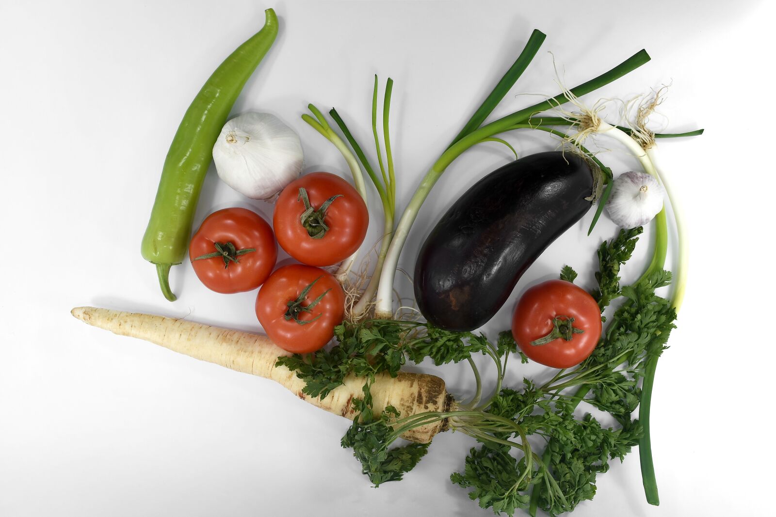 Nikon D5500 sample photo. Eggplant, garlic, leek, onion photography