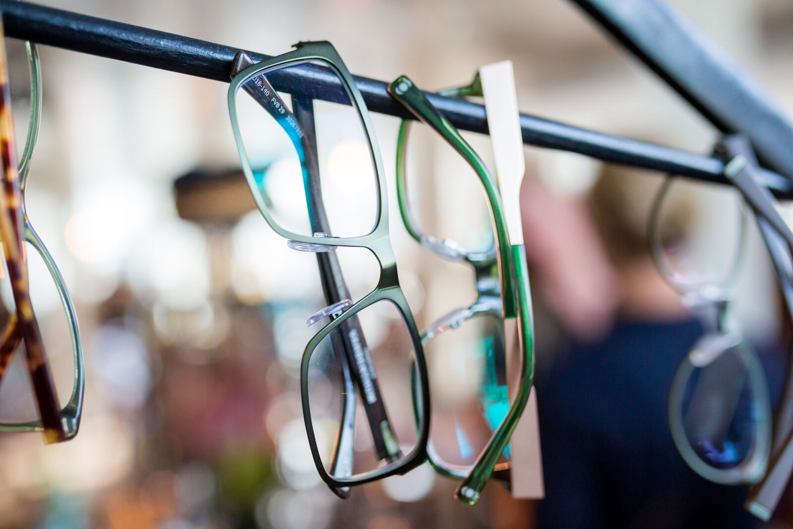 Canon EOS 5D Mark III sample photo. Glasses, green, glass photography