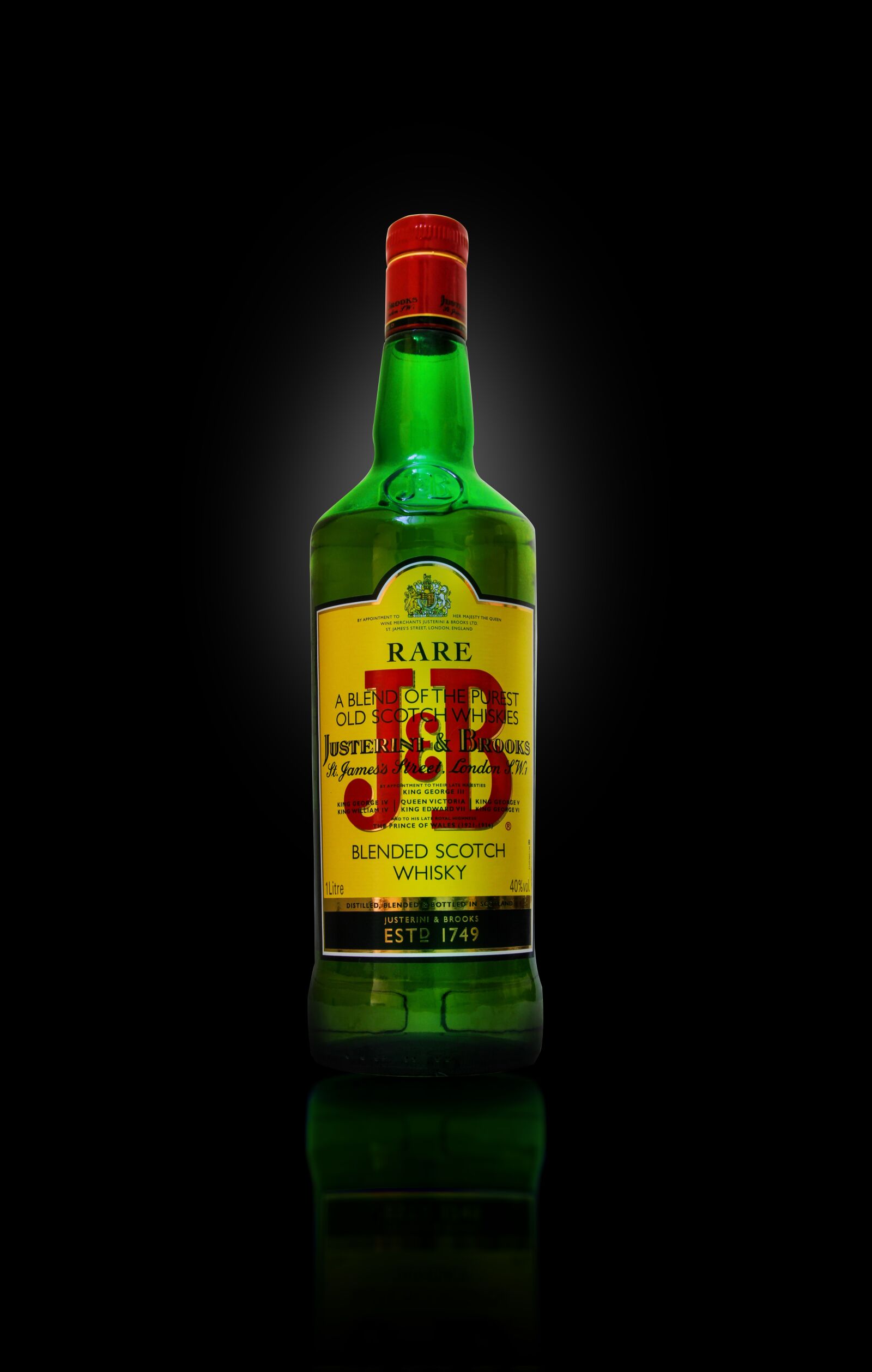 Canon EF 28-135mm F3.5-5.6 IS USM sample photo. Whiskey, j b, product photography