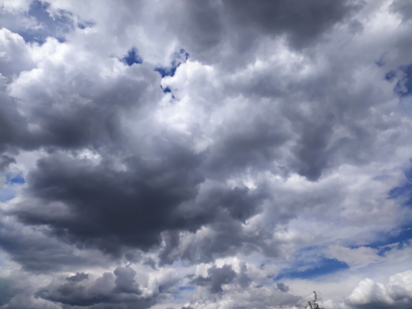 Xiaomi Redmi Note 8T sample photo. Sky, clouds, dark photography