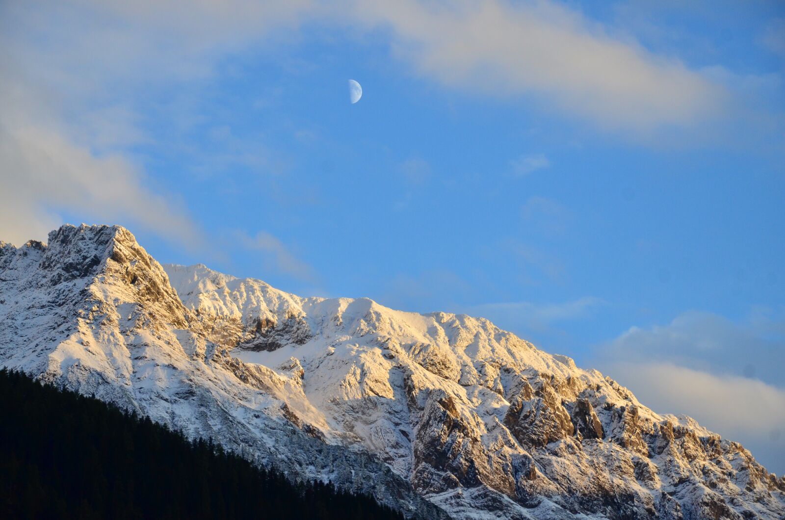 Nikon D7000 sample photo. österreich, mond, schön photography