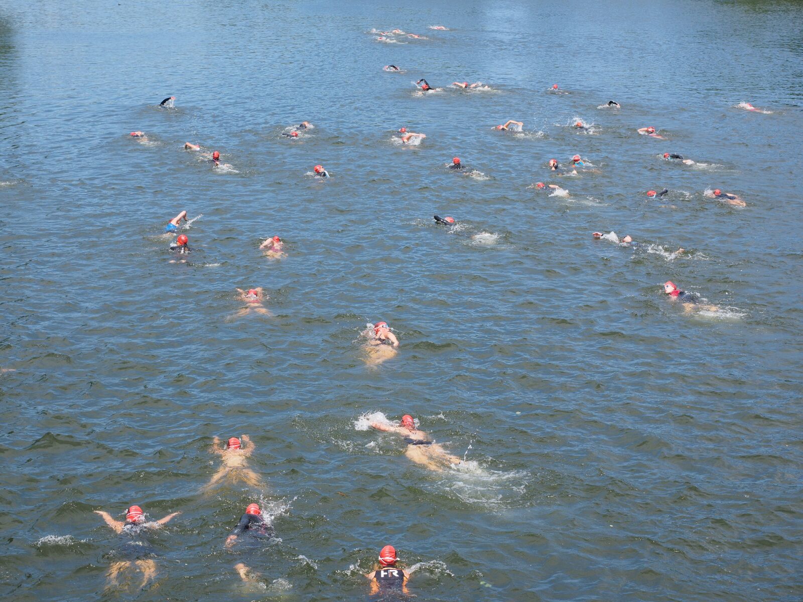Olympus M.Zuiko Digital ED 12-40mm F2.8 Pro sample photo. Swim, competition, triathlon photography