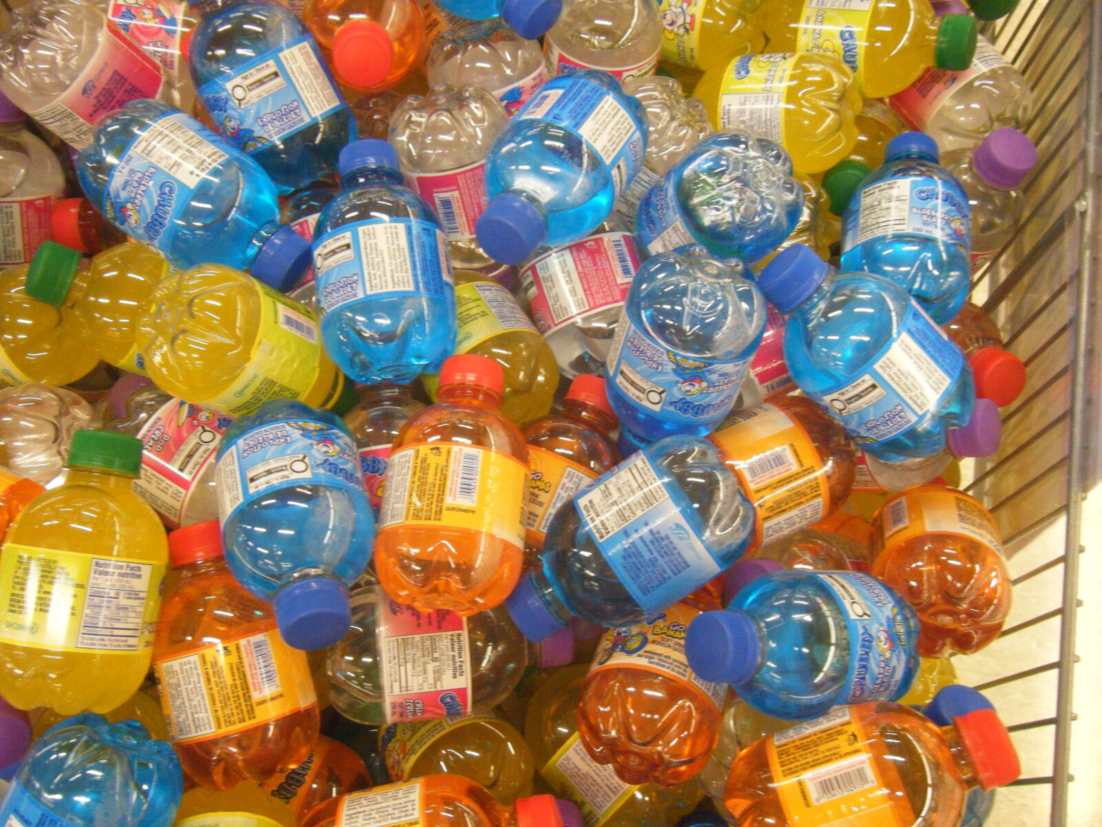 Fujifilm FinePix Z20fd sample photo. Chubby soda photography
