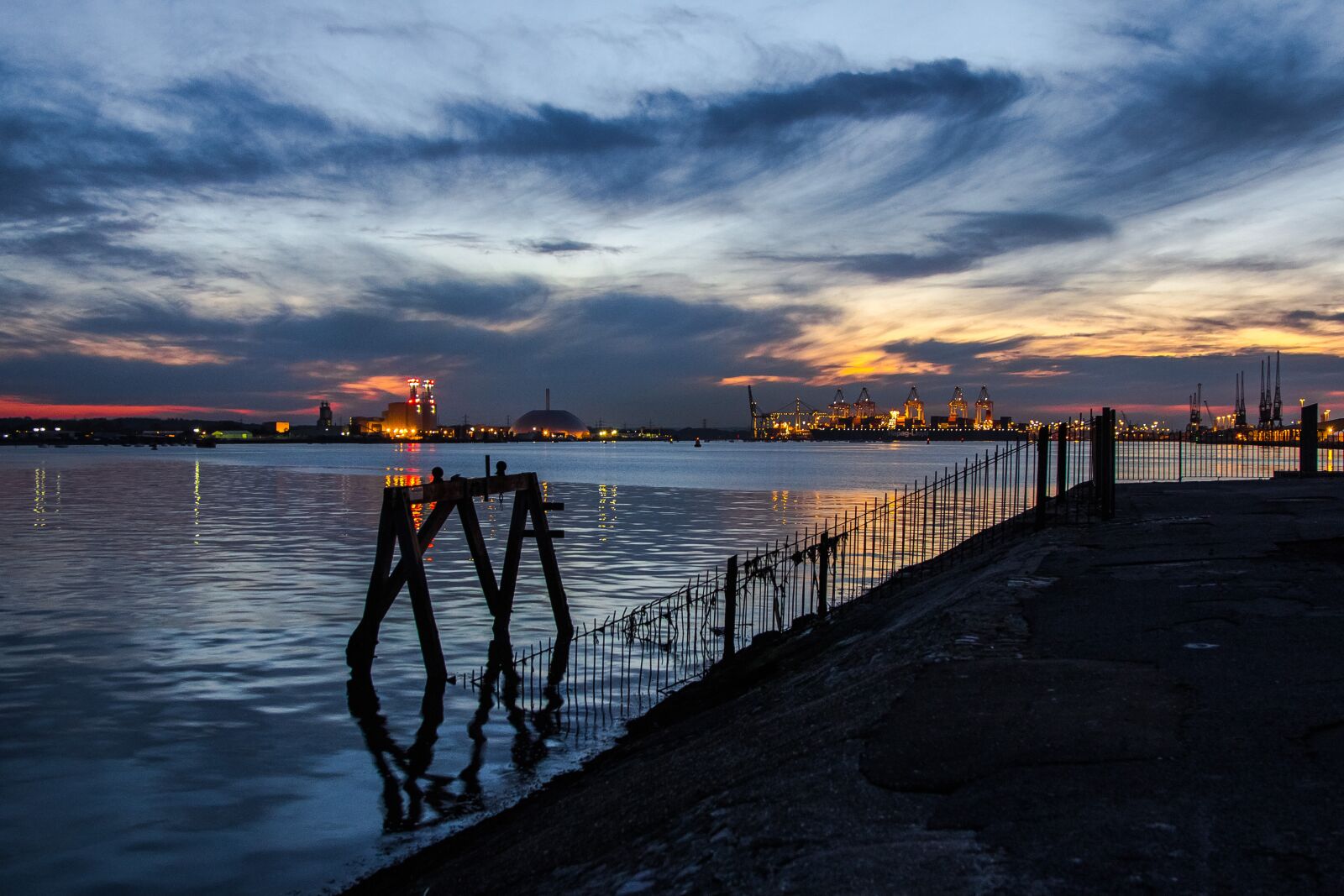 Canon EOS 60D + Canon EF 24-105mm F4L IS USM sample photo. Port, water, southampton photography