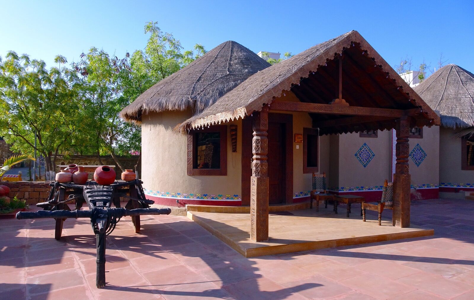 Sony Cyber-shot DSC-HX90V sample photo. Hut, bhunga, rustic photography