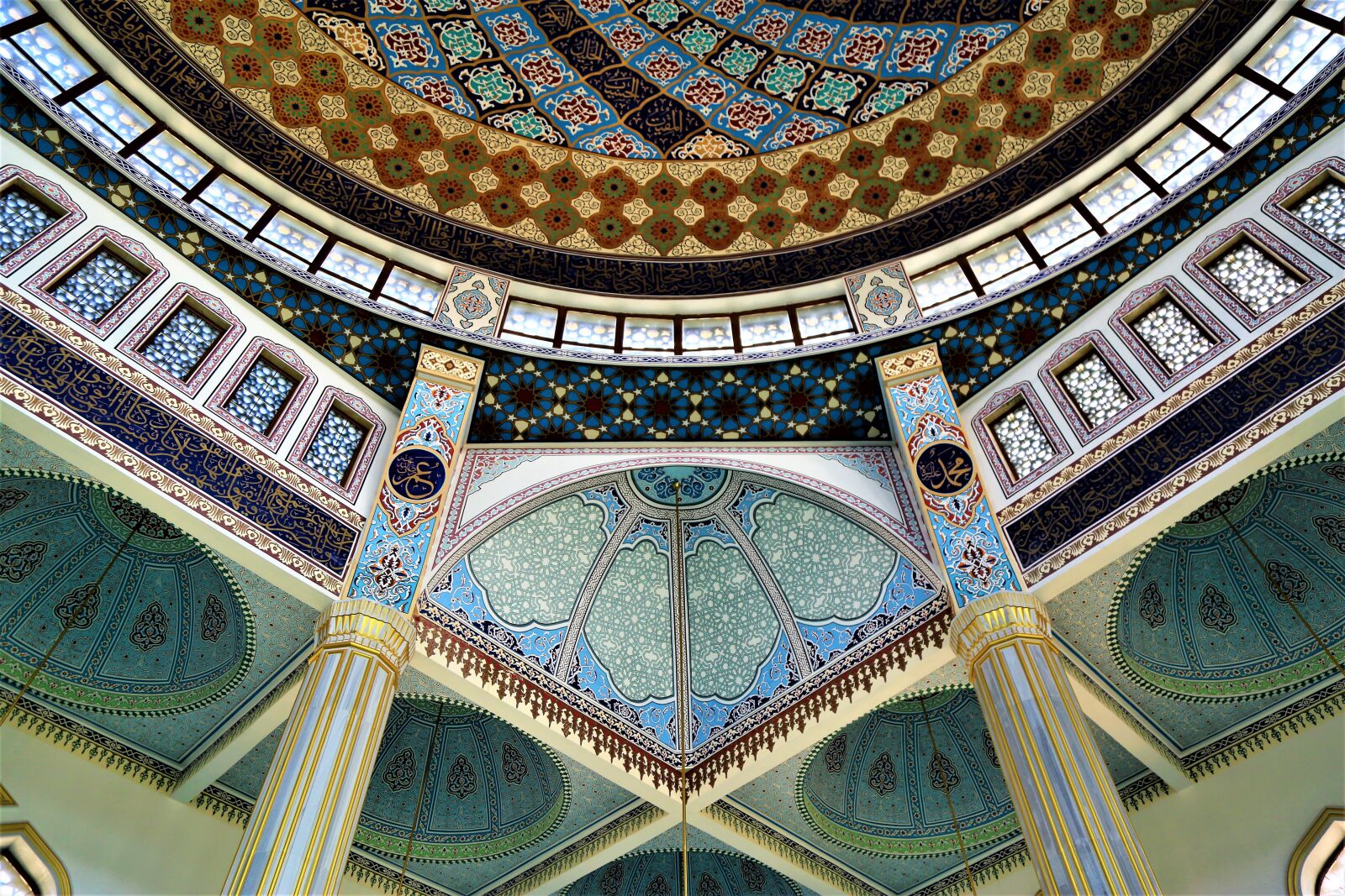 Canon EF 24-105mm F4L IS USM sample photo. Architecture, ornament, art photography