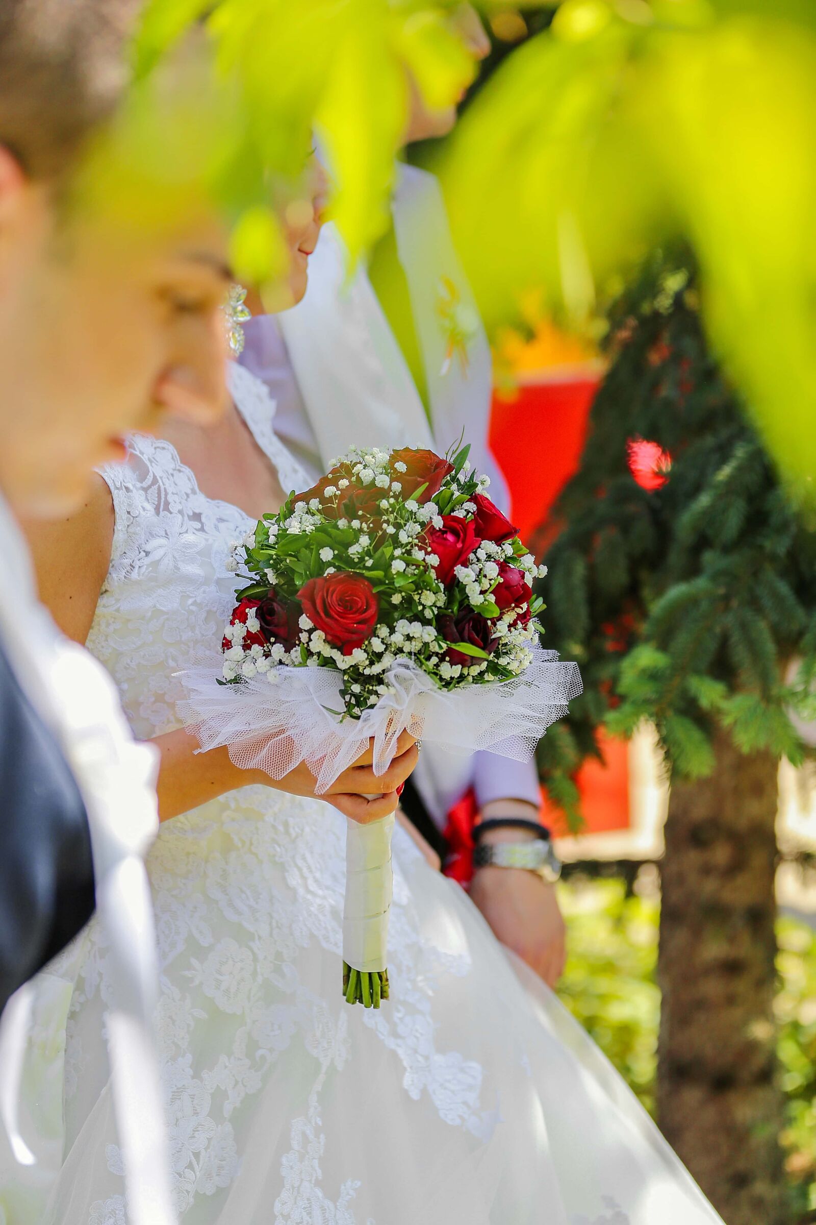 Canon EF 70-200mm F2.8L IS II USM sample photo. Wedding dress, wedding bouquet photography