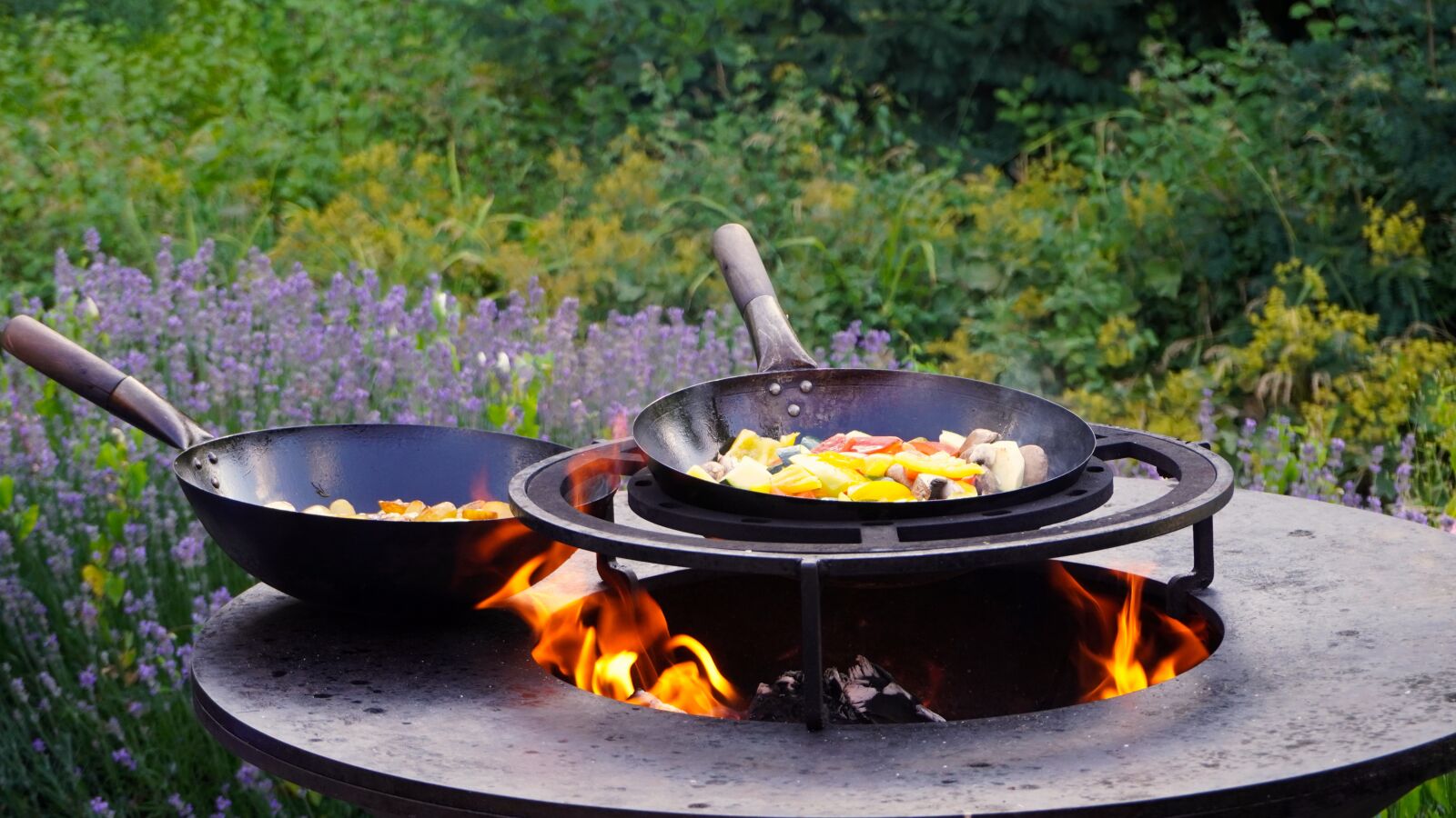 Sony a6400 sample photo. Barbecue, fire, flame photography