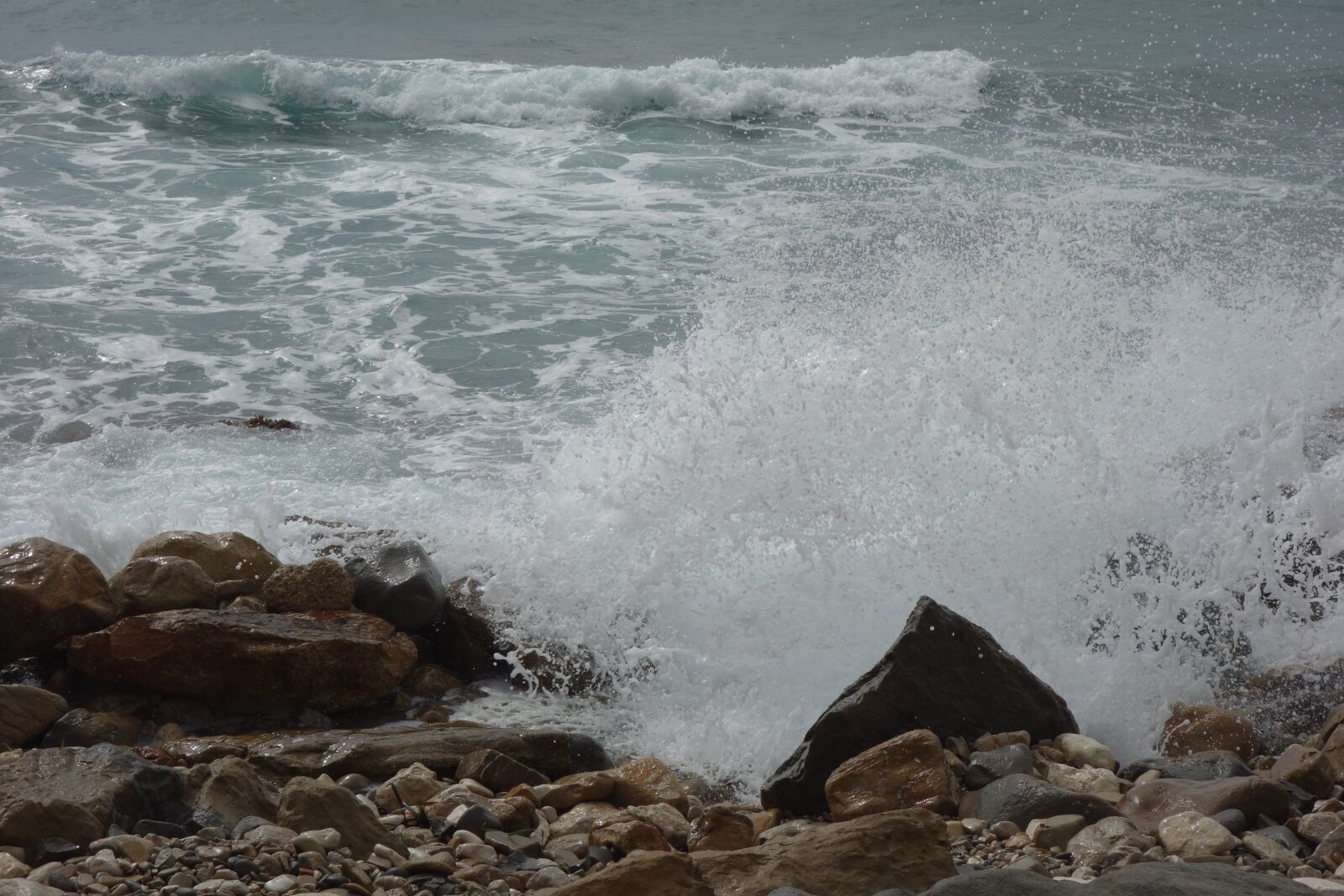 Sony Cyber-shot DSC-RX100 sample photo. Vacations, water, wave photography