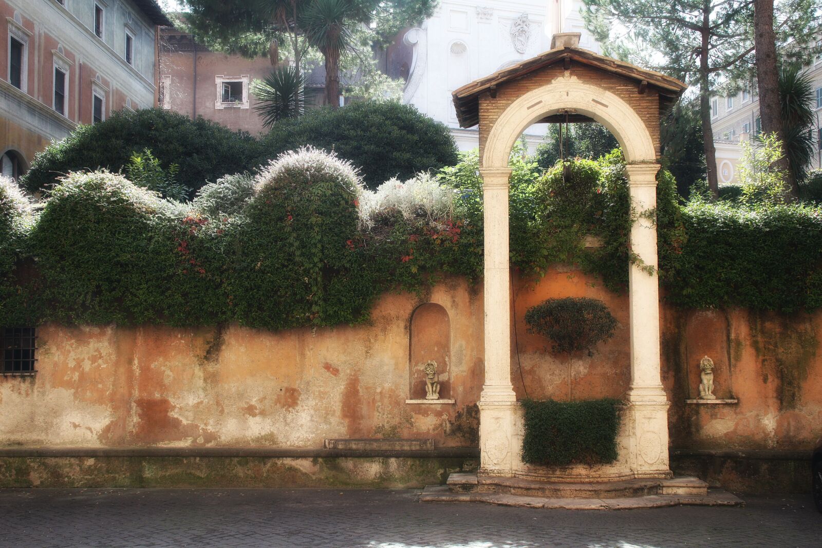 Canon EOS 450D (EOS Rebel XSi / EOS Kiss X2) sample photo. Garden, rome photography